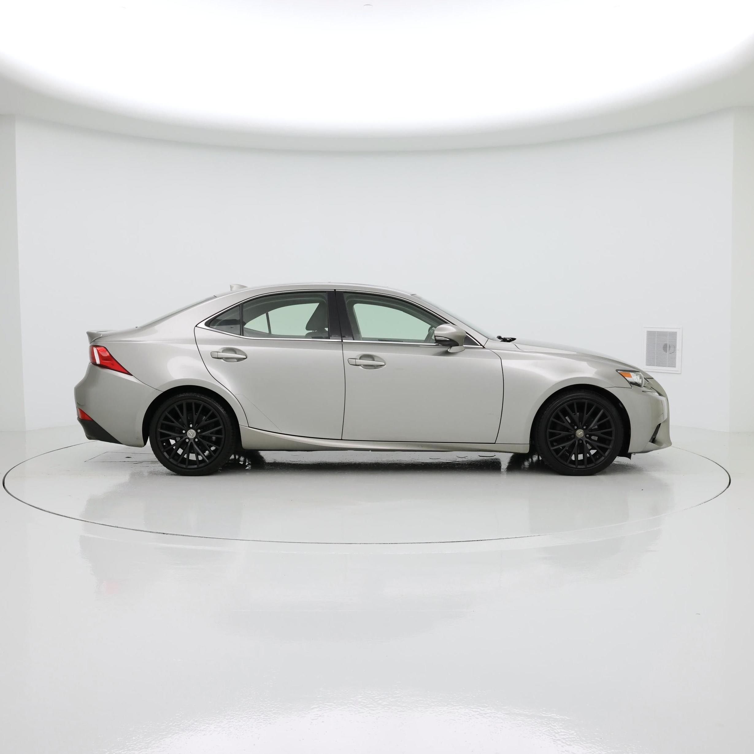 Thumbnail: 2015 Lexus IS - 7