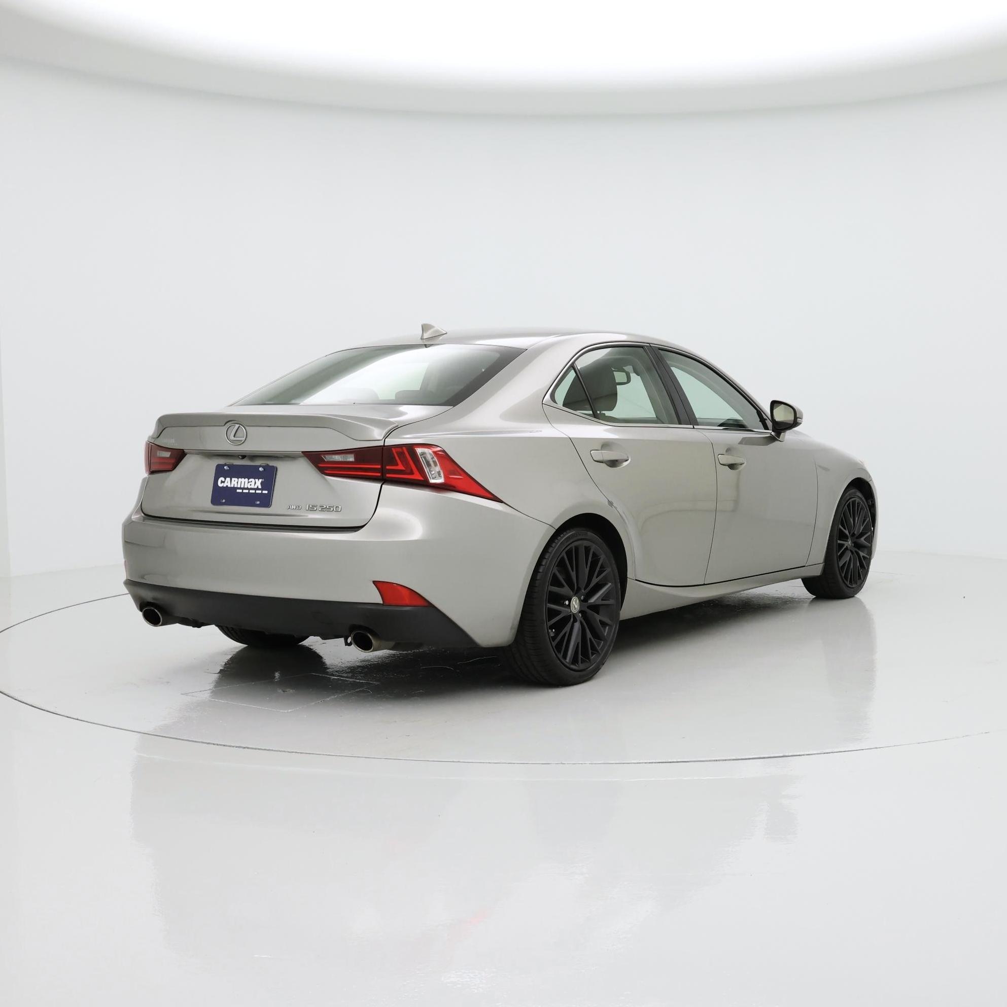 Thumbnail: 2015 Lexus IS - 8
