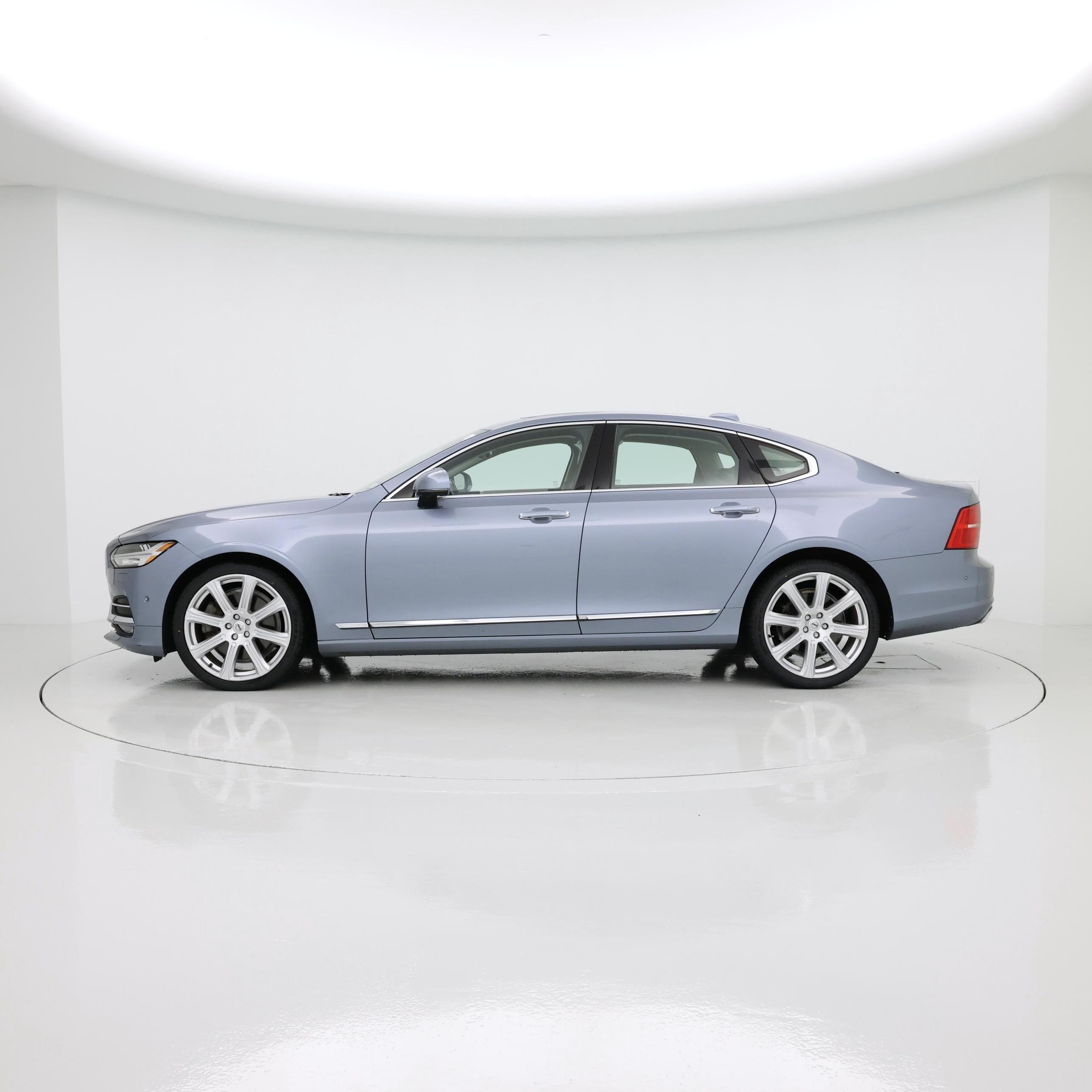 Thumbnail: 2017 Volvo S90 - 3