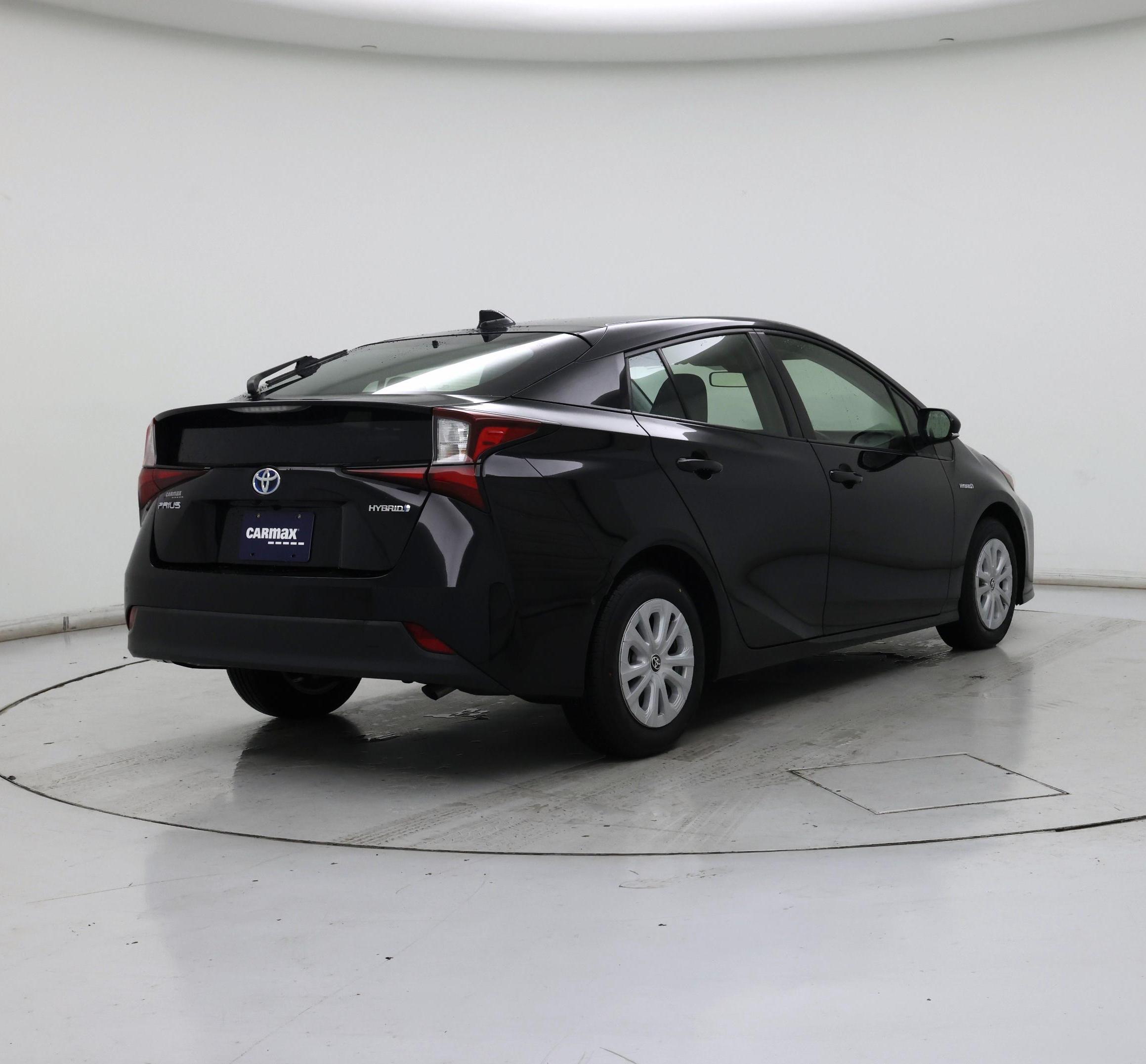 Thumbnail: 2021 Toyota Prius - 8