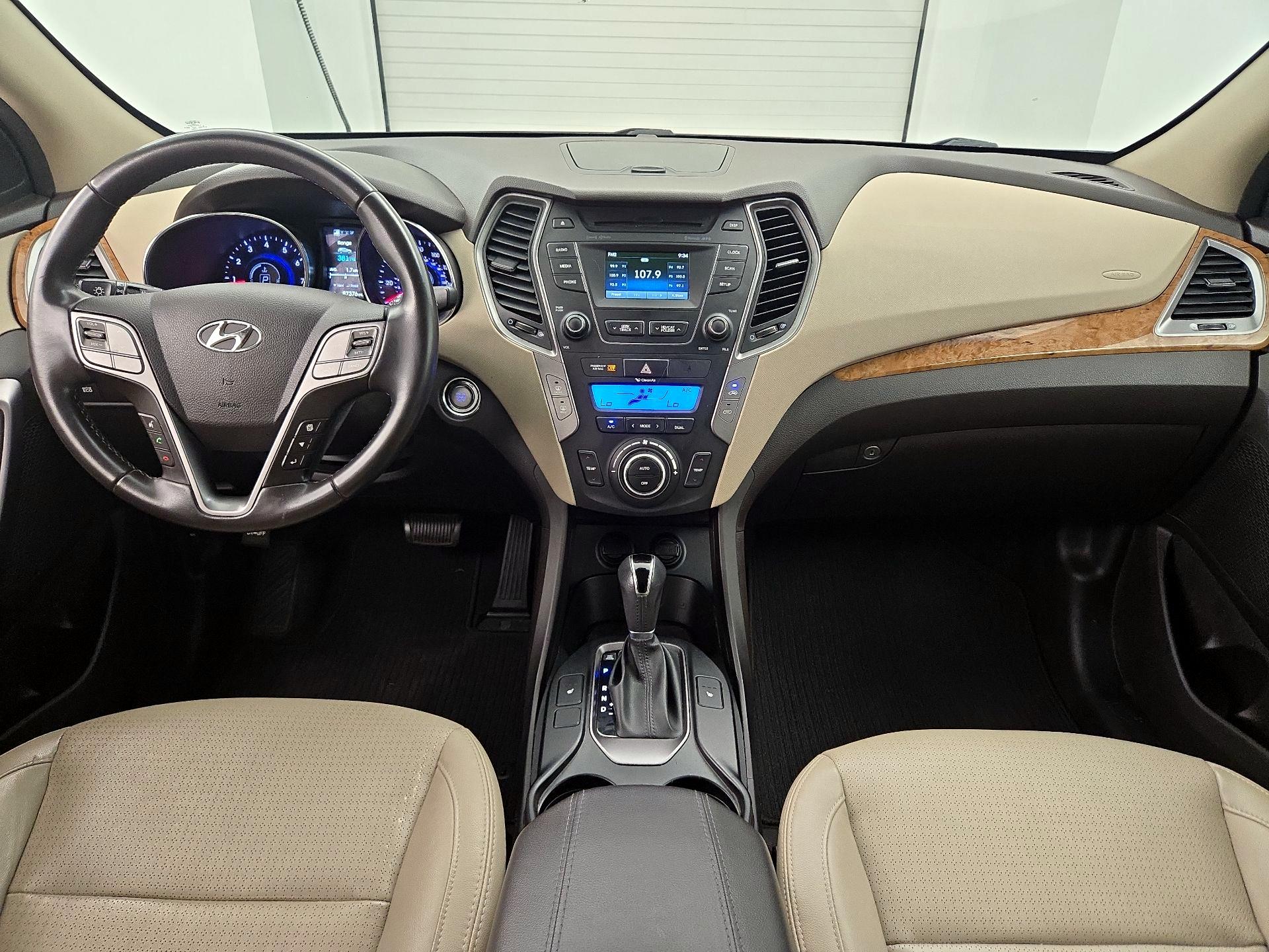 Thumbnail: 2015 Hyundai Santa Fe - 9