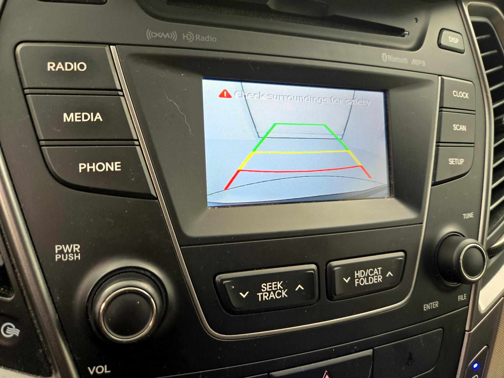 Thumbnail: 2015 Hyundai Santa Fe - 14
