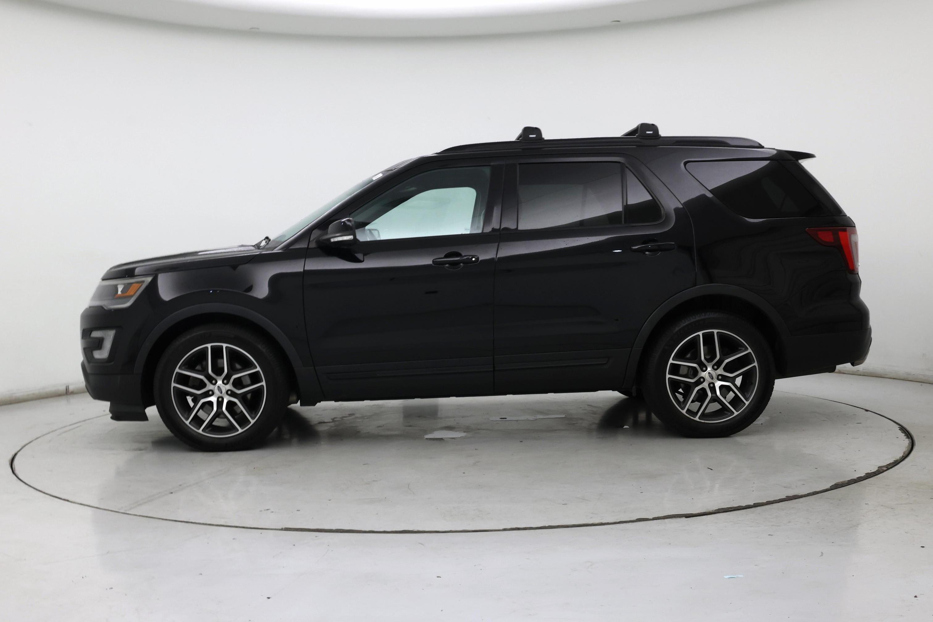 Thumbnail: 2016 Ford Explorer - 3
