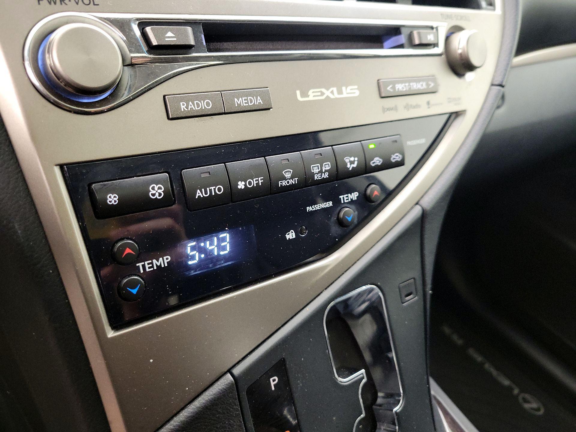 Thumbnail: 2015 Lexus RX - 17