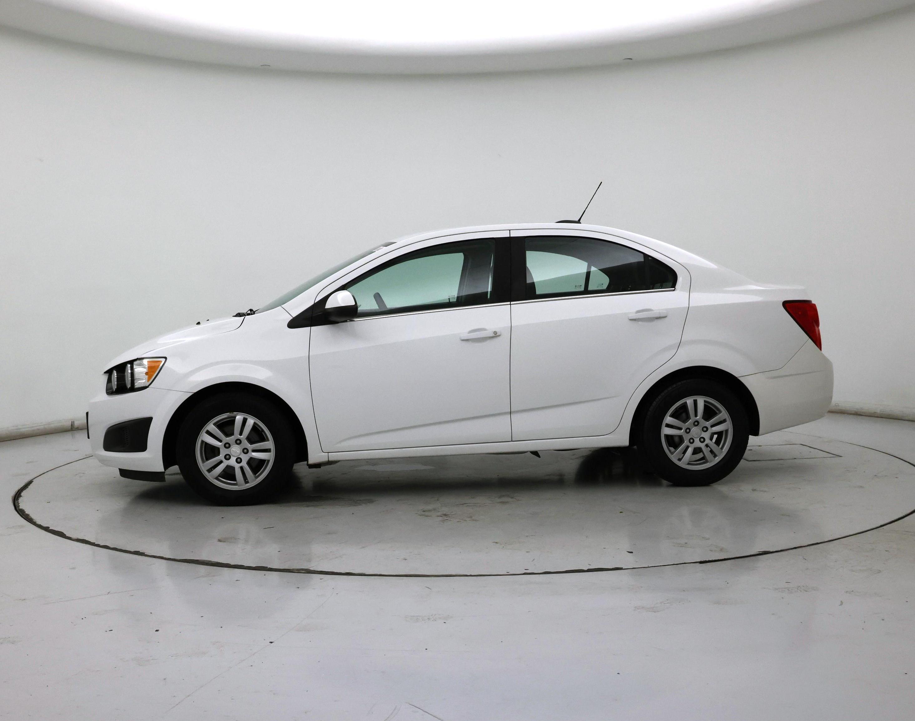 Thumbnail: 2015 Chevrolet Sonic - 3