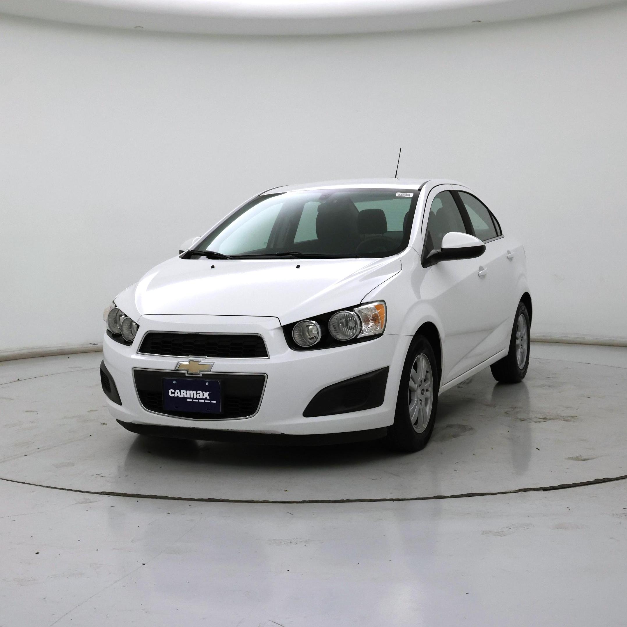 Thumbnail: 2015 Chevrolet Sonic - 4
