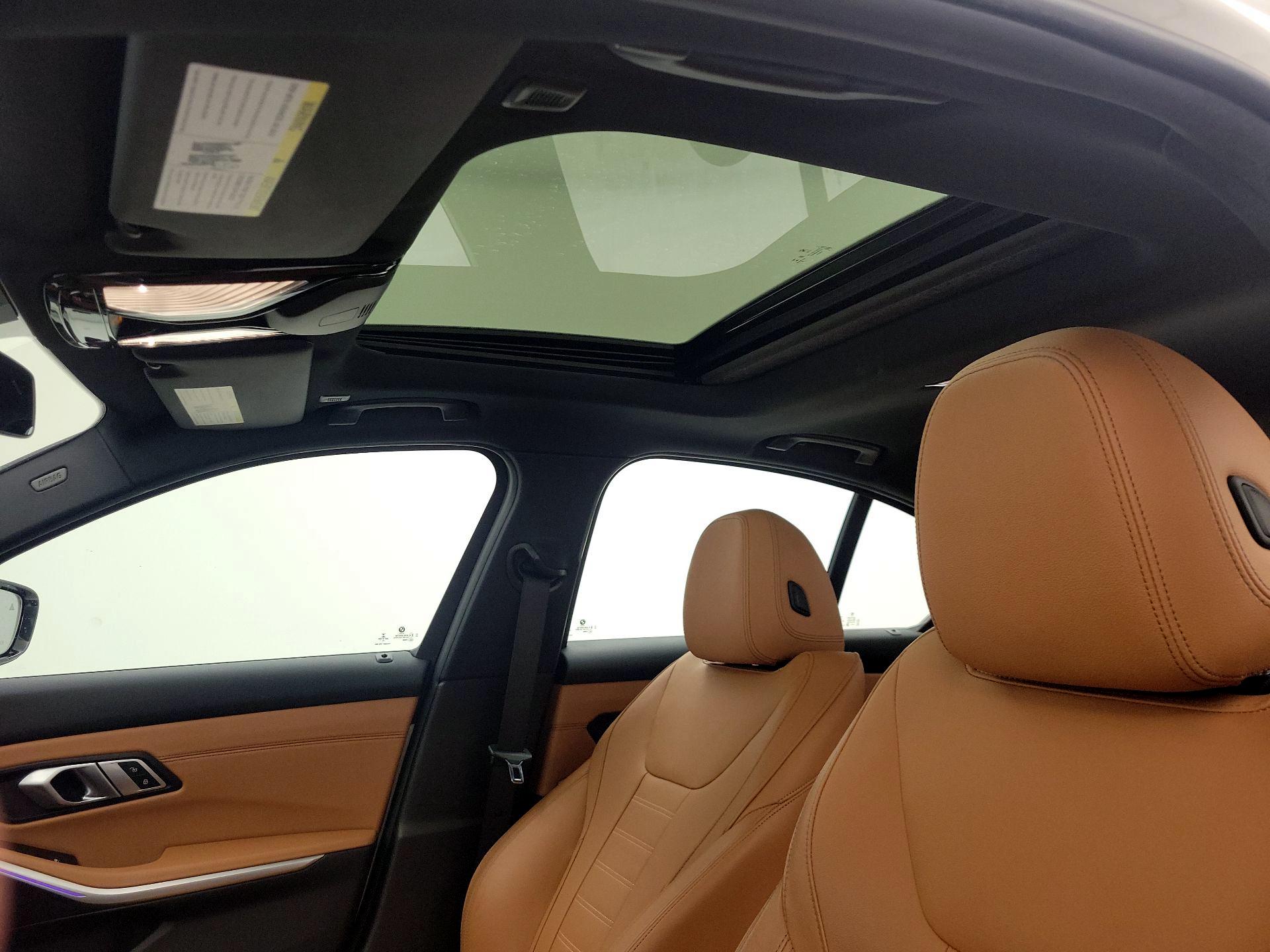 Thumbnail: 2021 BMW 3 Series - 20