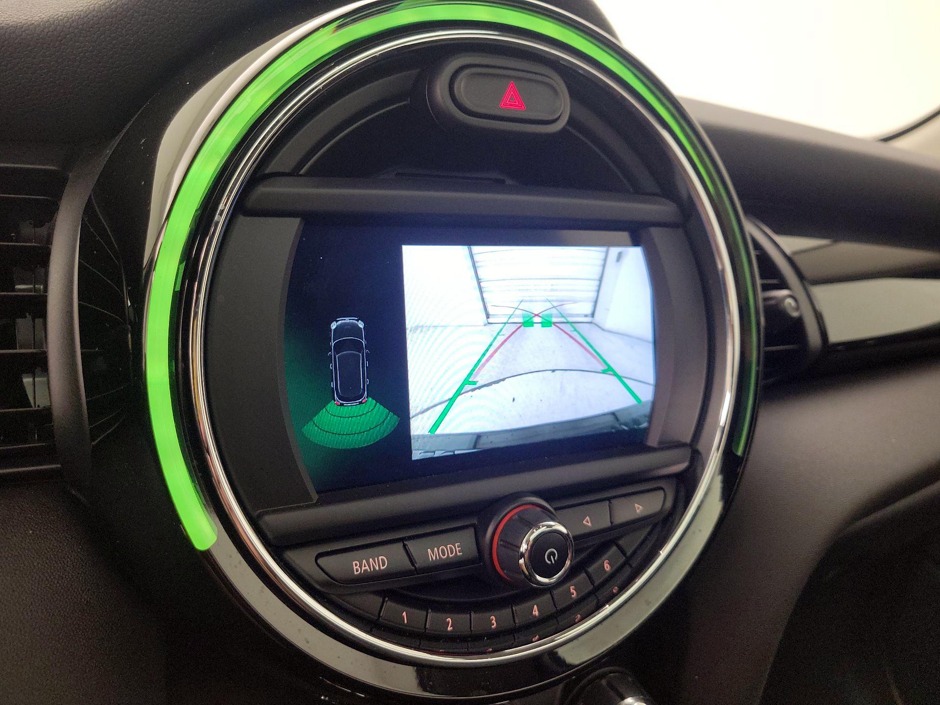 Thumbnail: 2019 MINI Cooper Hardtop - 14