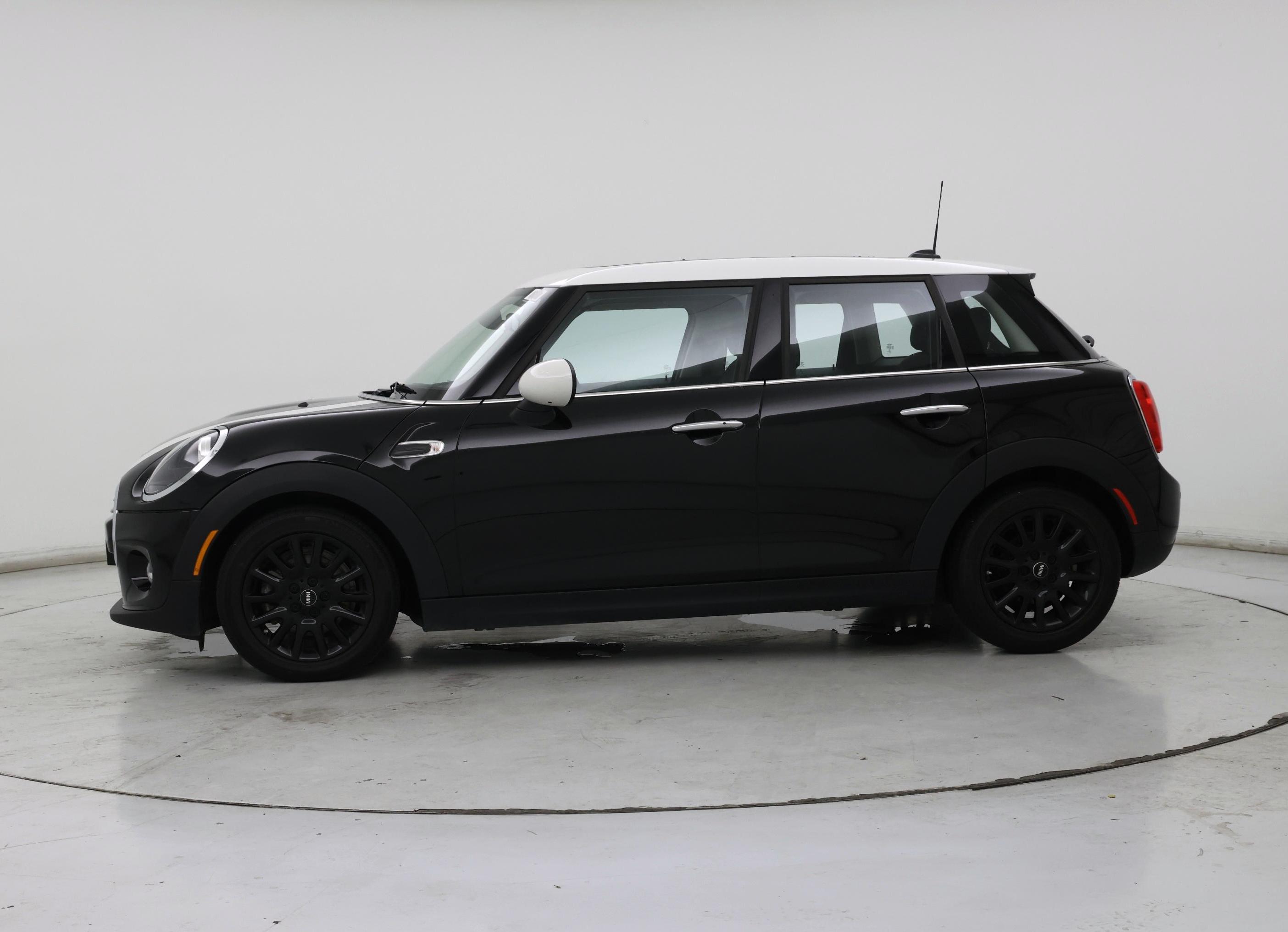 Thumbnail: 2019 MINI Cooper Hardtop - 3