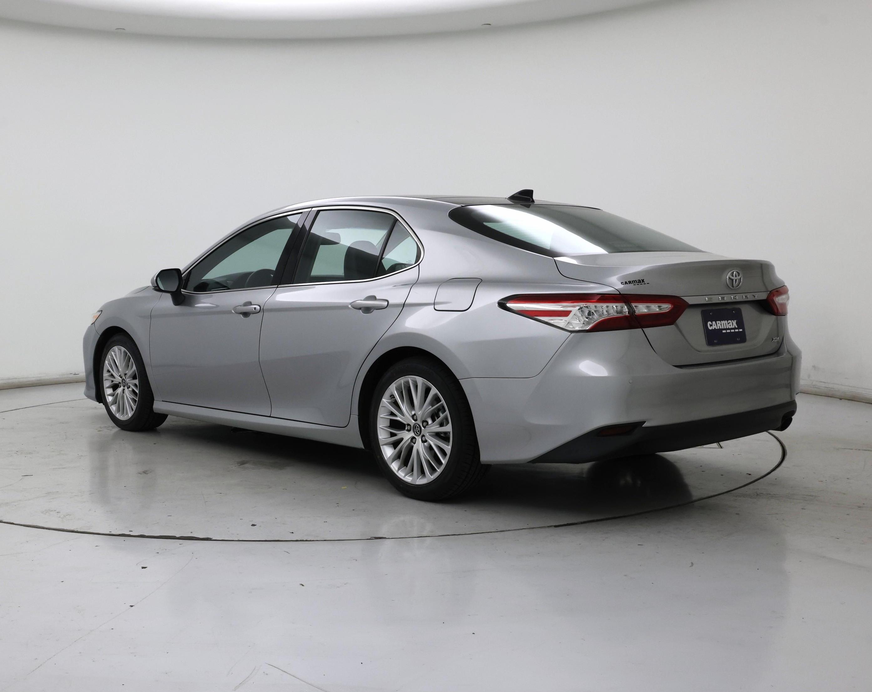 Thumbnail: 2018 Toyota Camry - 2