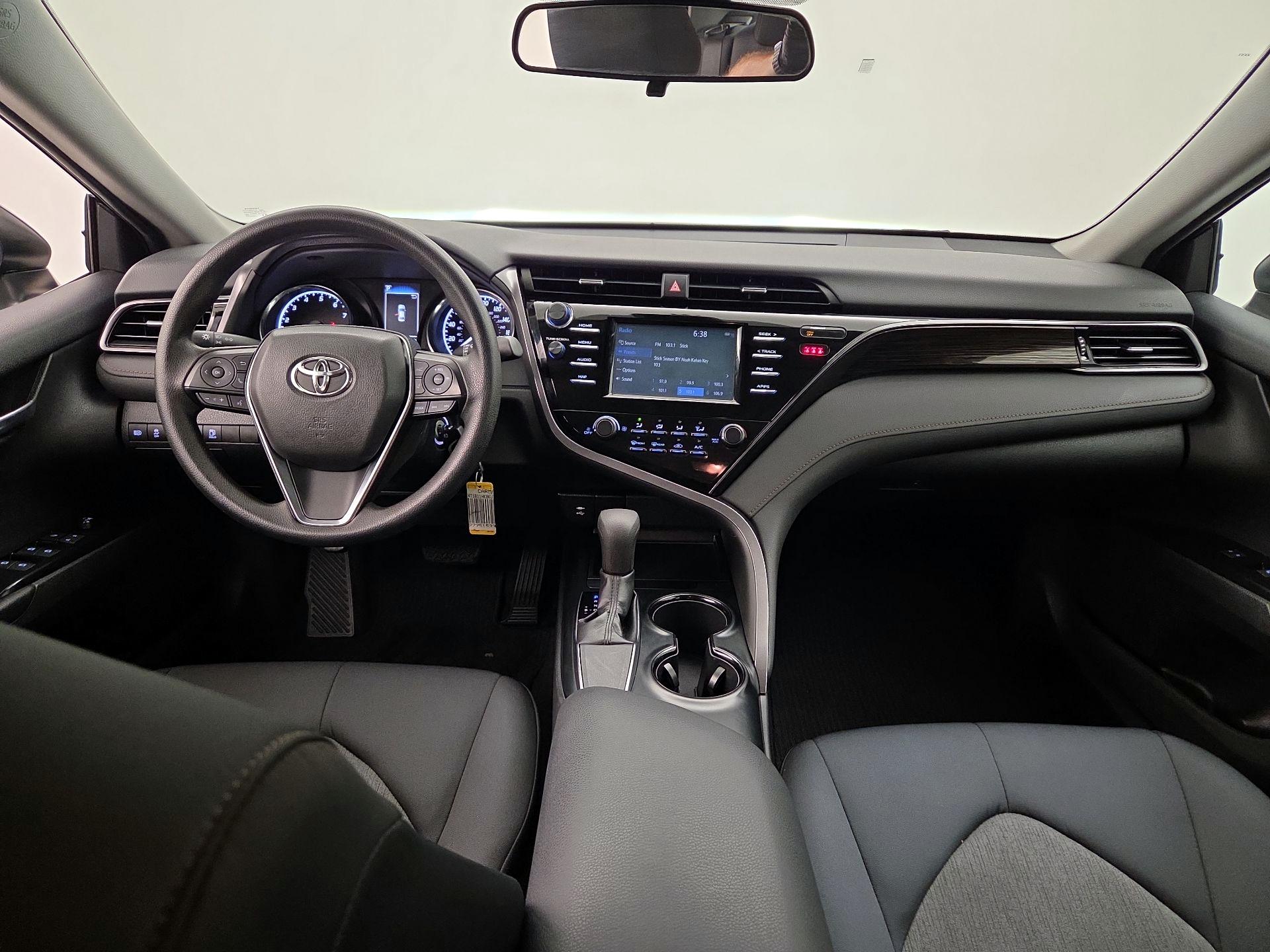 Thumbnail: 2019 Toyota Camry - 9