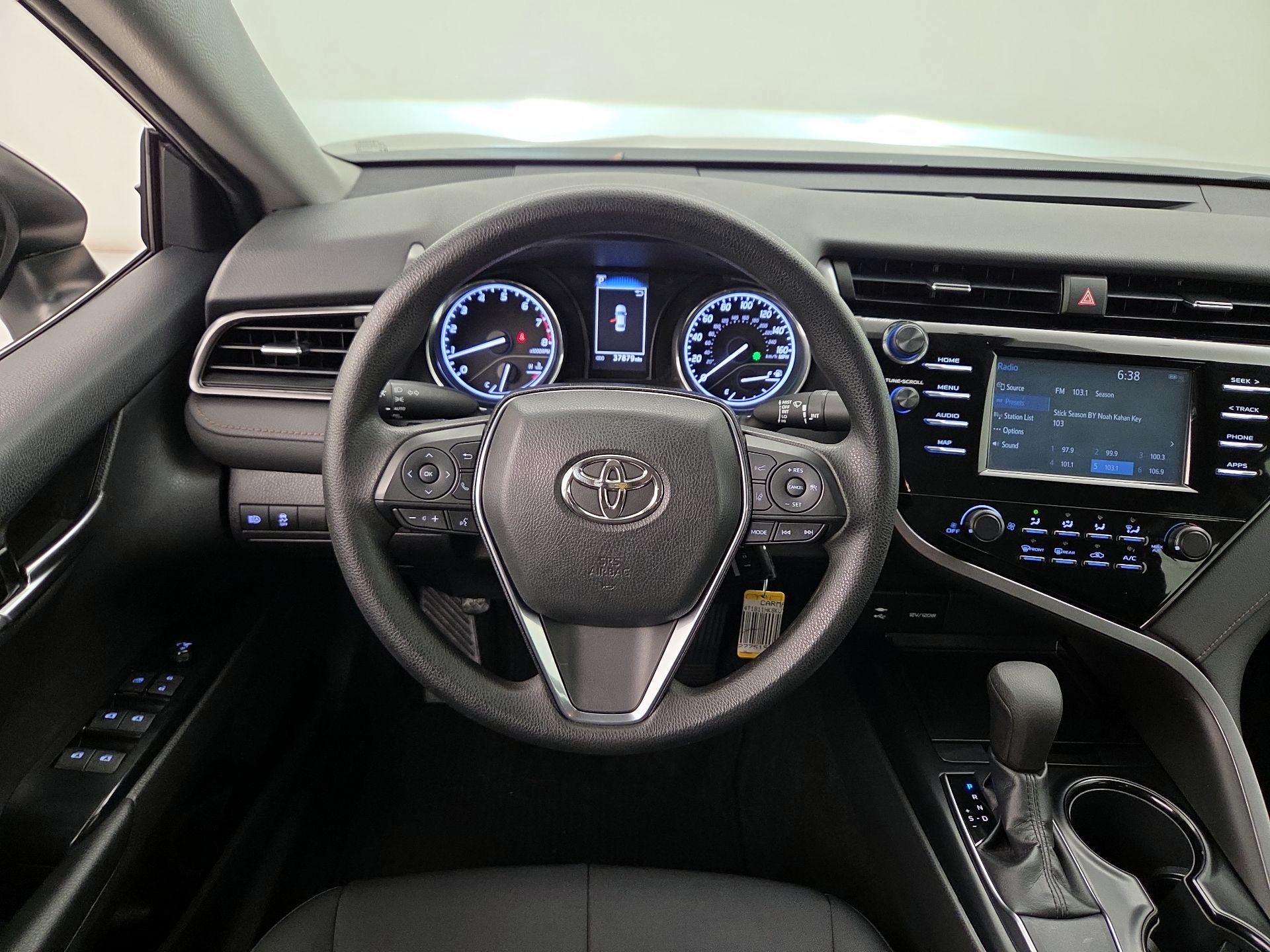 Thumbnail: 2019 Toyota Camry - 10