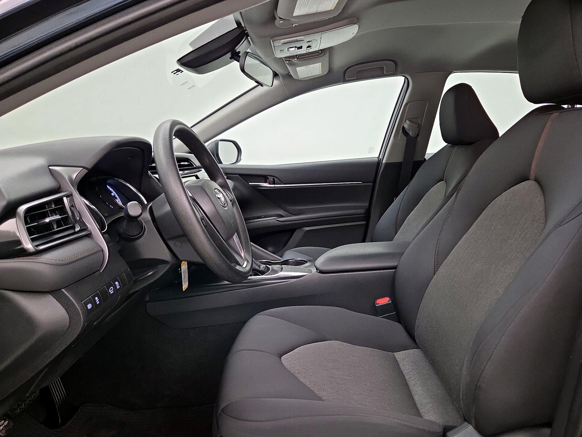 Thumbnail: 2019 Toyota Camry - 11