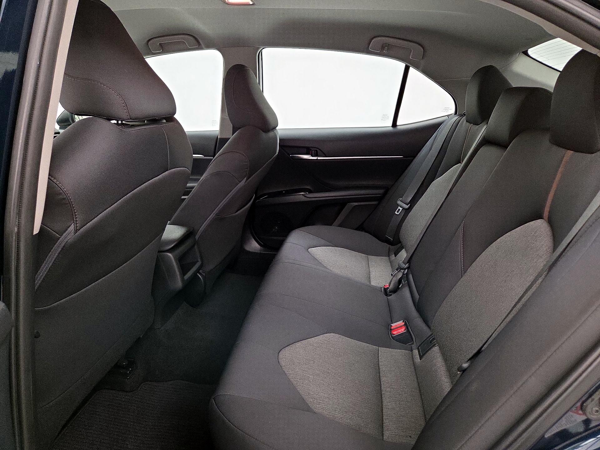 Thumbnail: 2019 Toyota Camry - 19