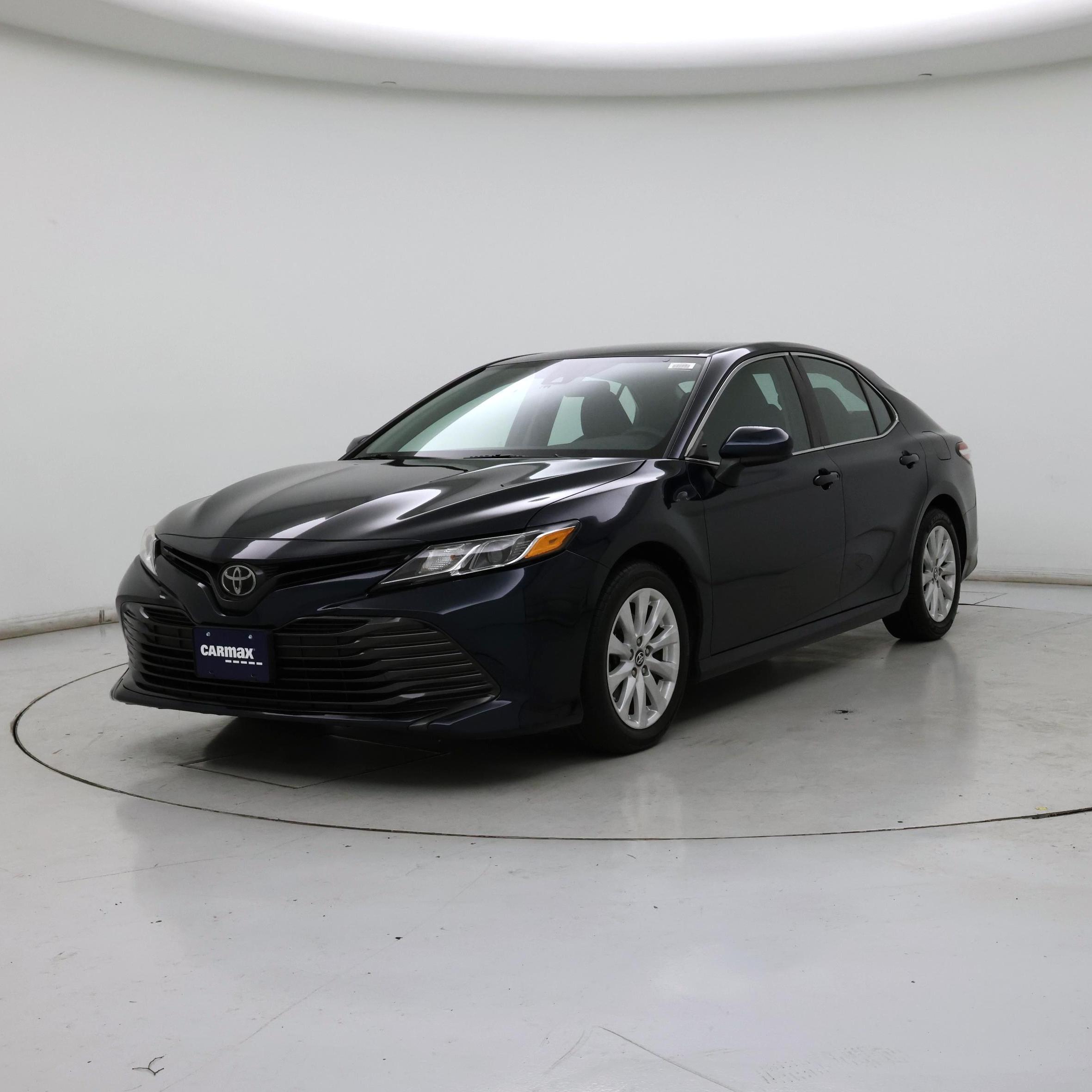 Thumbnail: 2019 Toyota Camry - 4