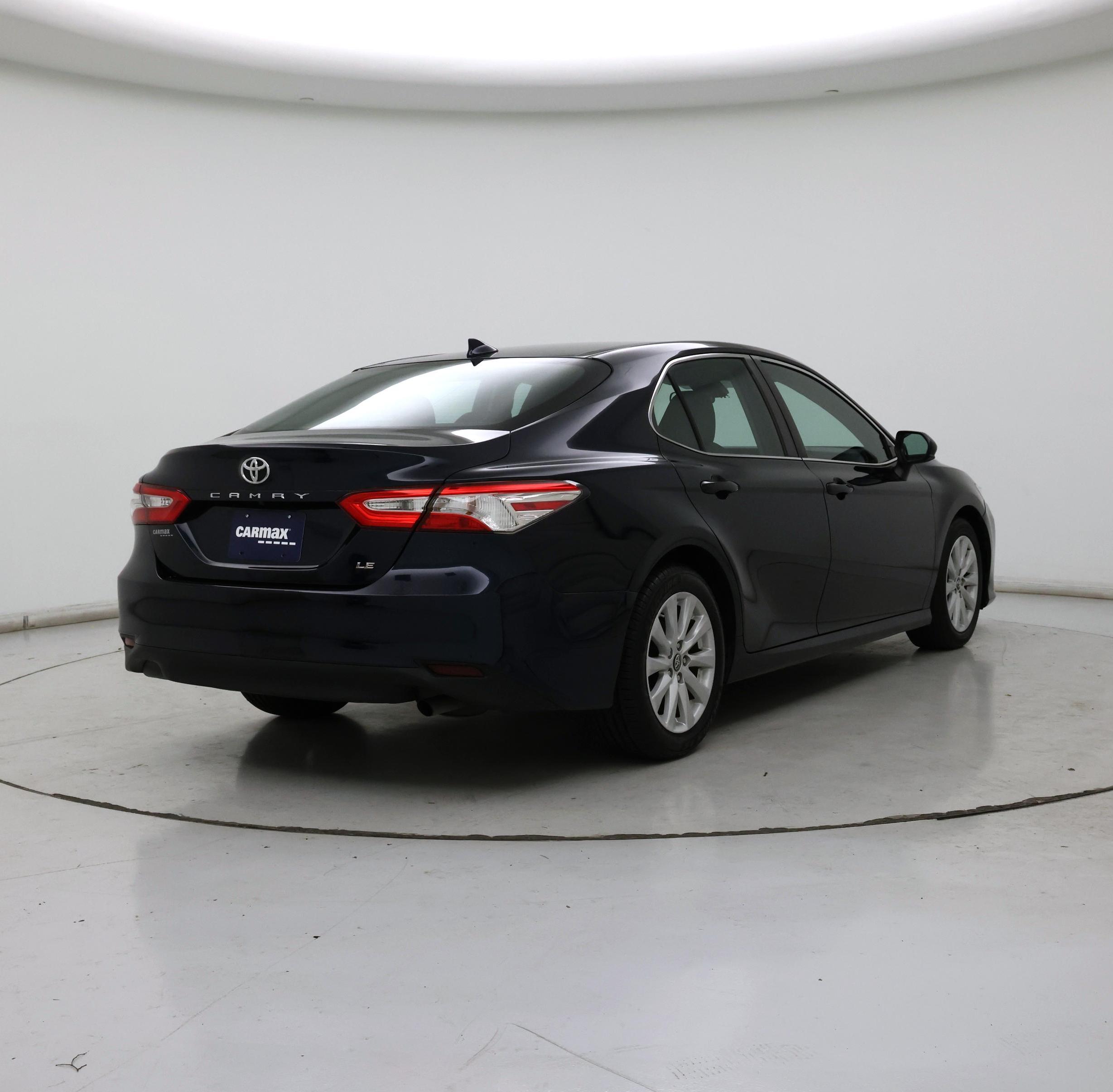 Thumbnail: 2019 Toyota Camry - 8
