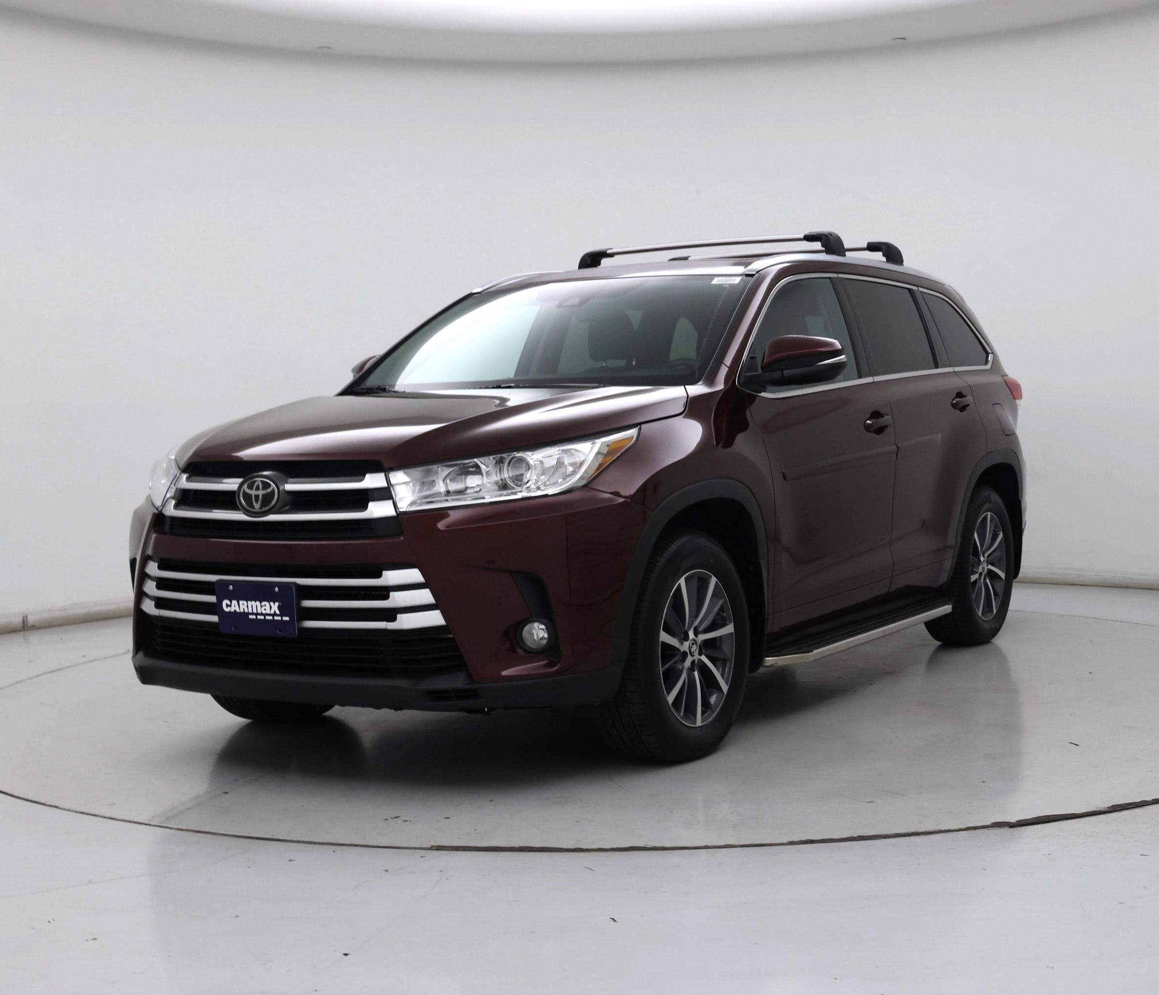 Thumbnail: 2017 Toyota Highlander - 4