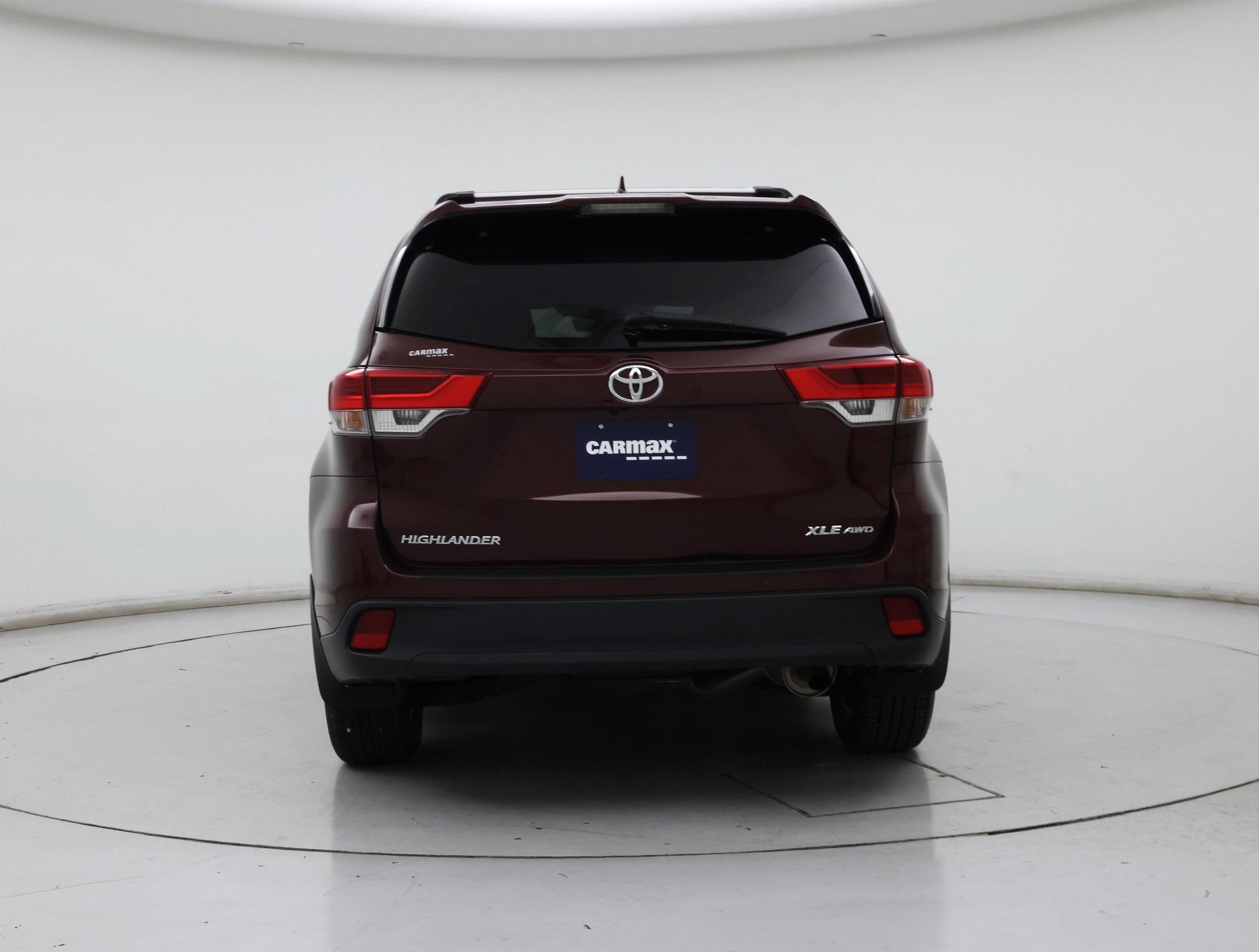 Thumbnail: 2017 Toyota Highlander - 6