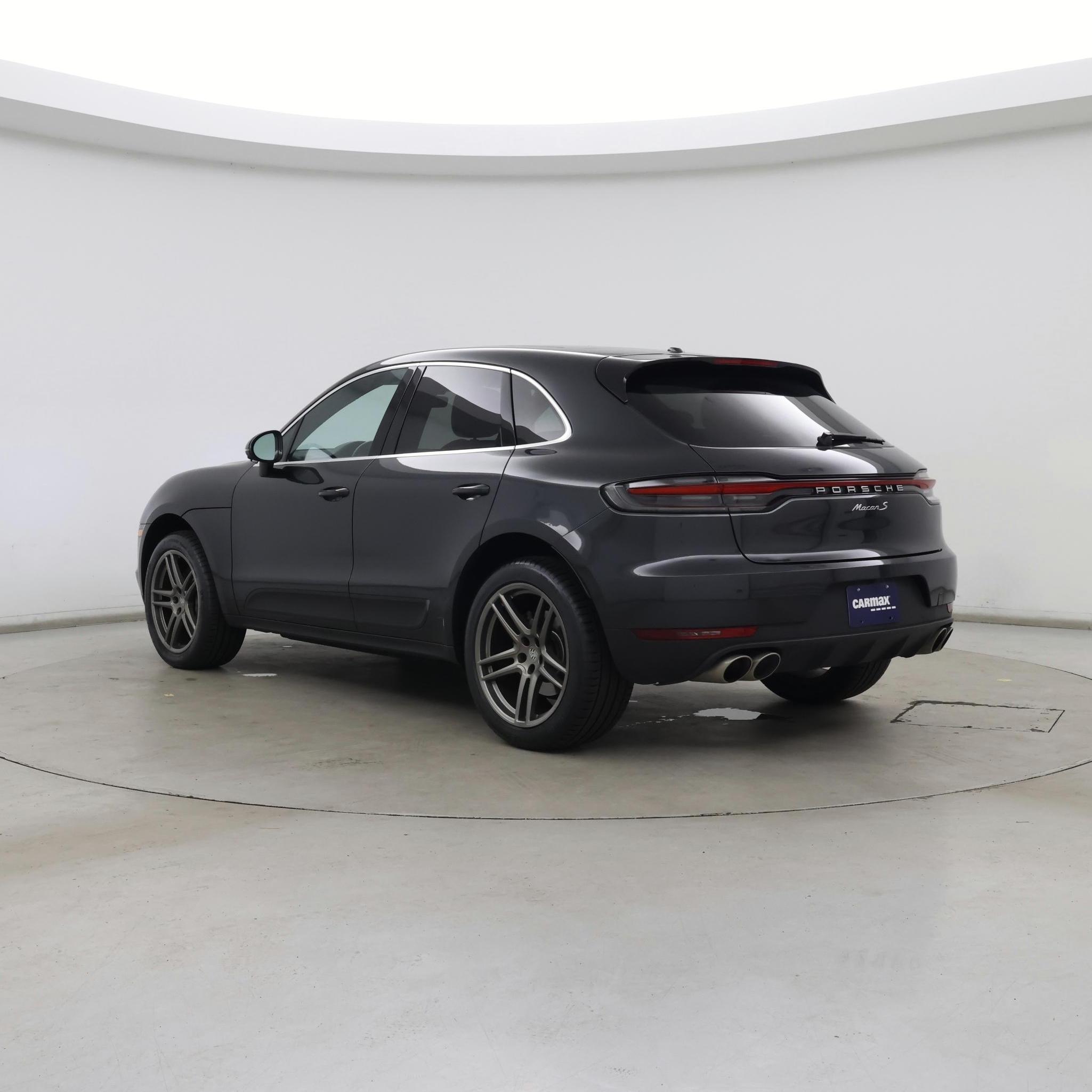 Thumbnail: 2021 Porsche Macan - 2