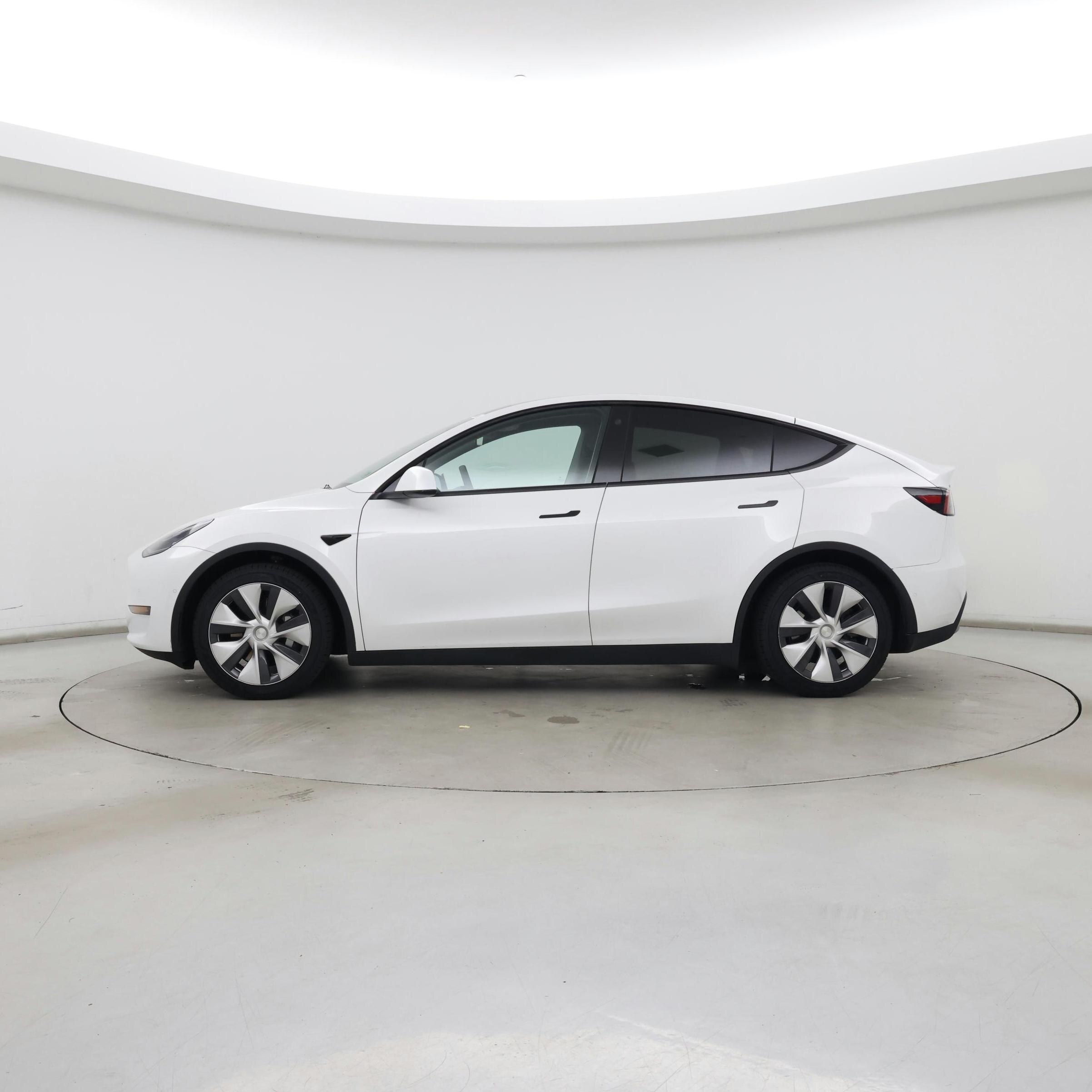 Thumbnail: 2021 Tesla Model Y - 3