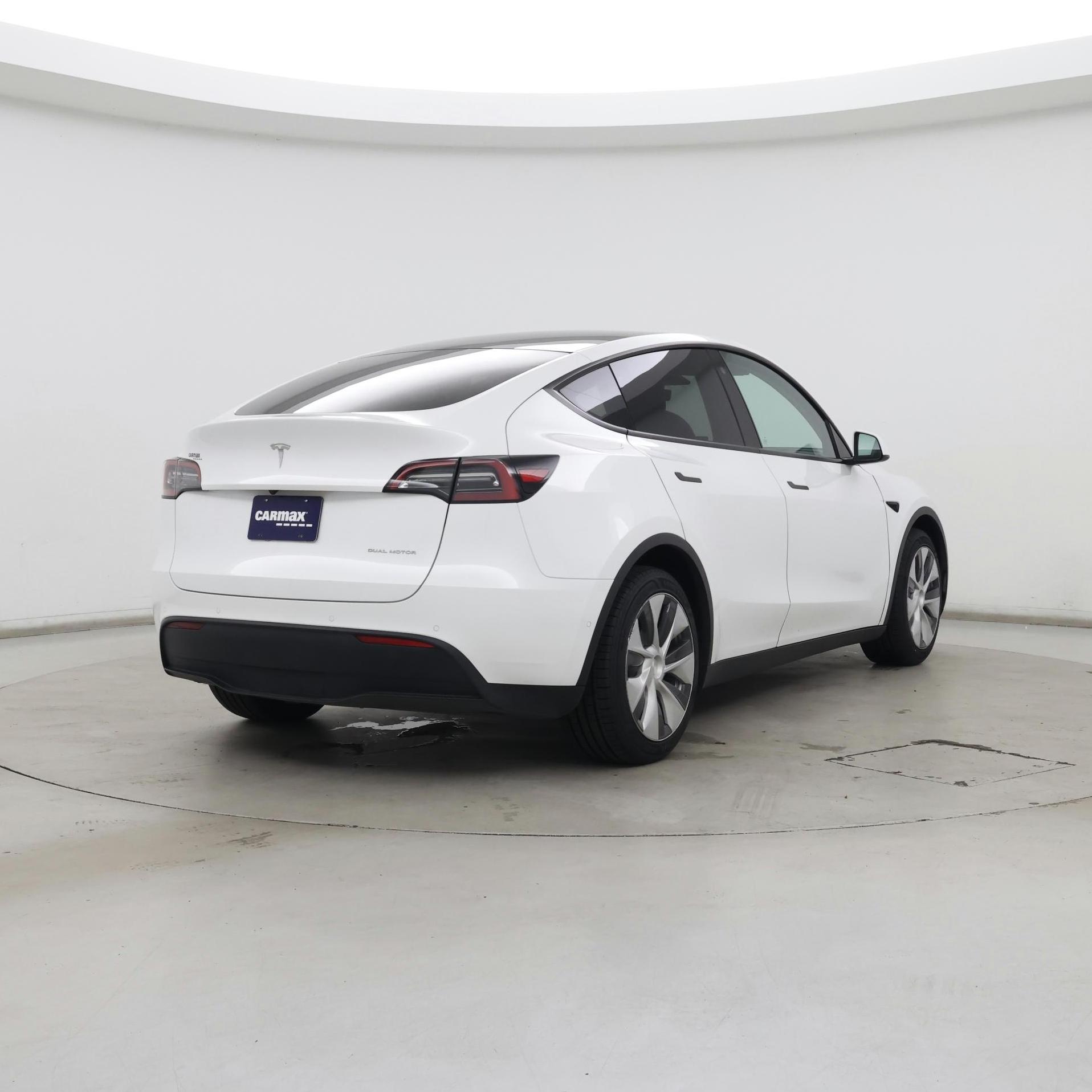 Thumbnail: 2021 Tesla Model Y - 8