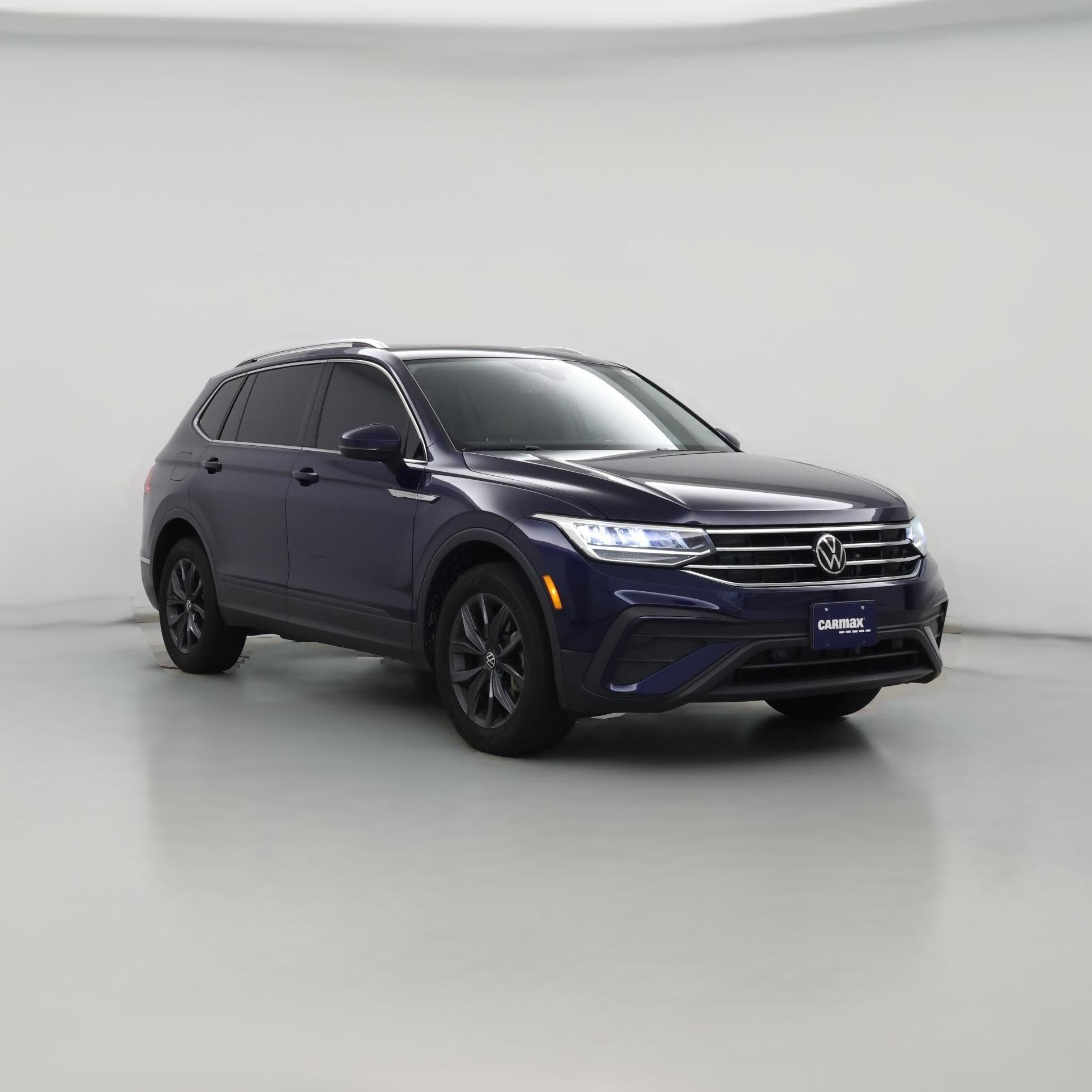 Thumbnail: 2023 Volkswagen Tiguan - 1