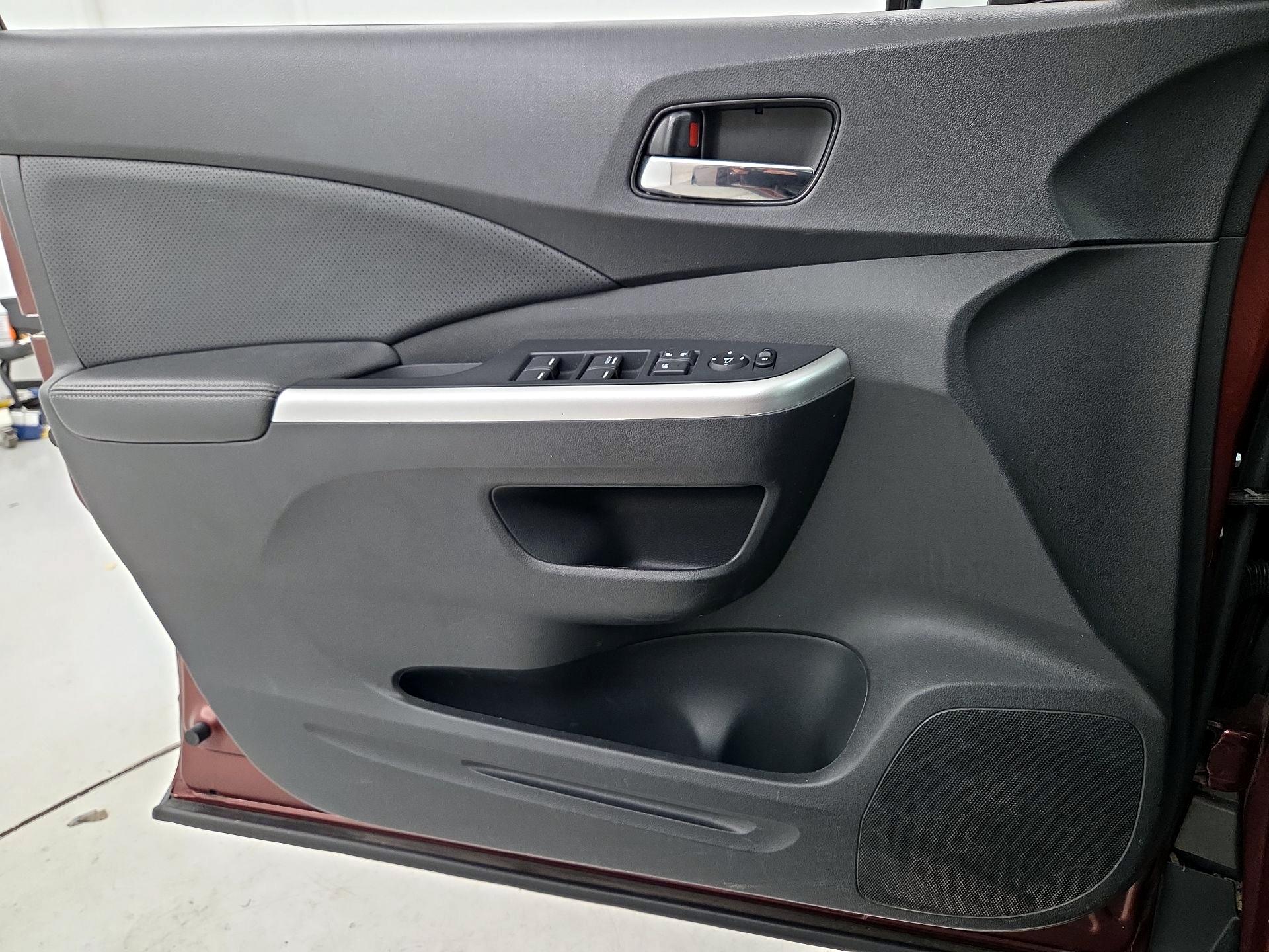 Thumbnail: 2016 Honda CR-V - 12