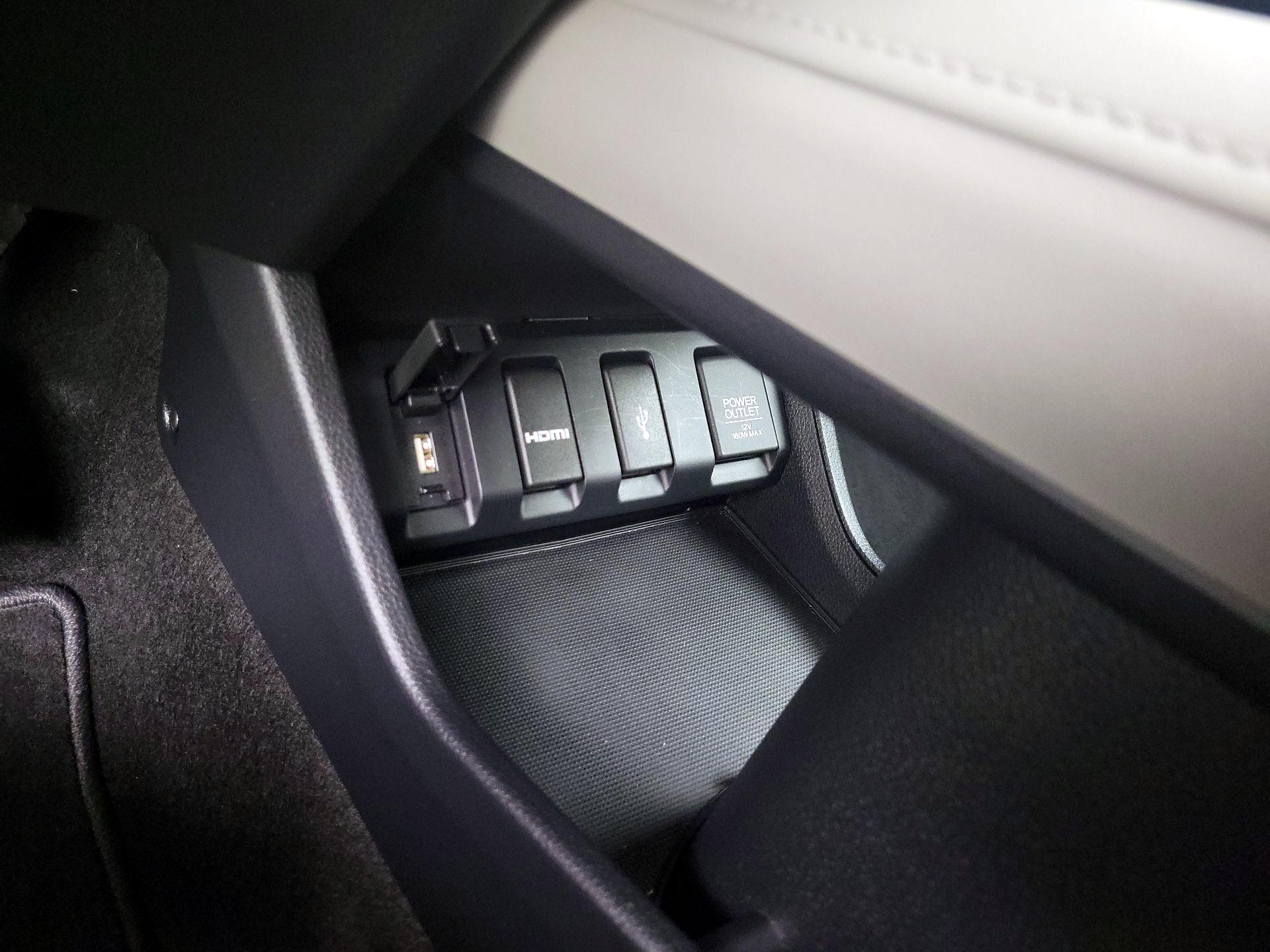 Thumbnail: 2016 Honda HR-V - 19