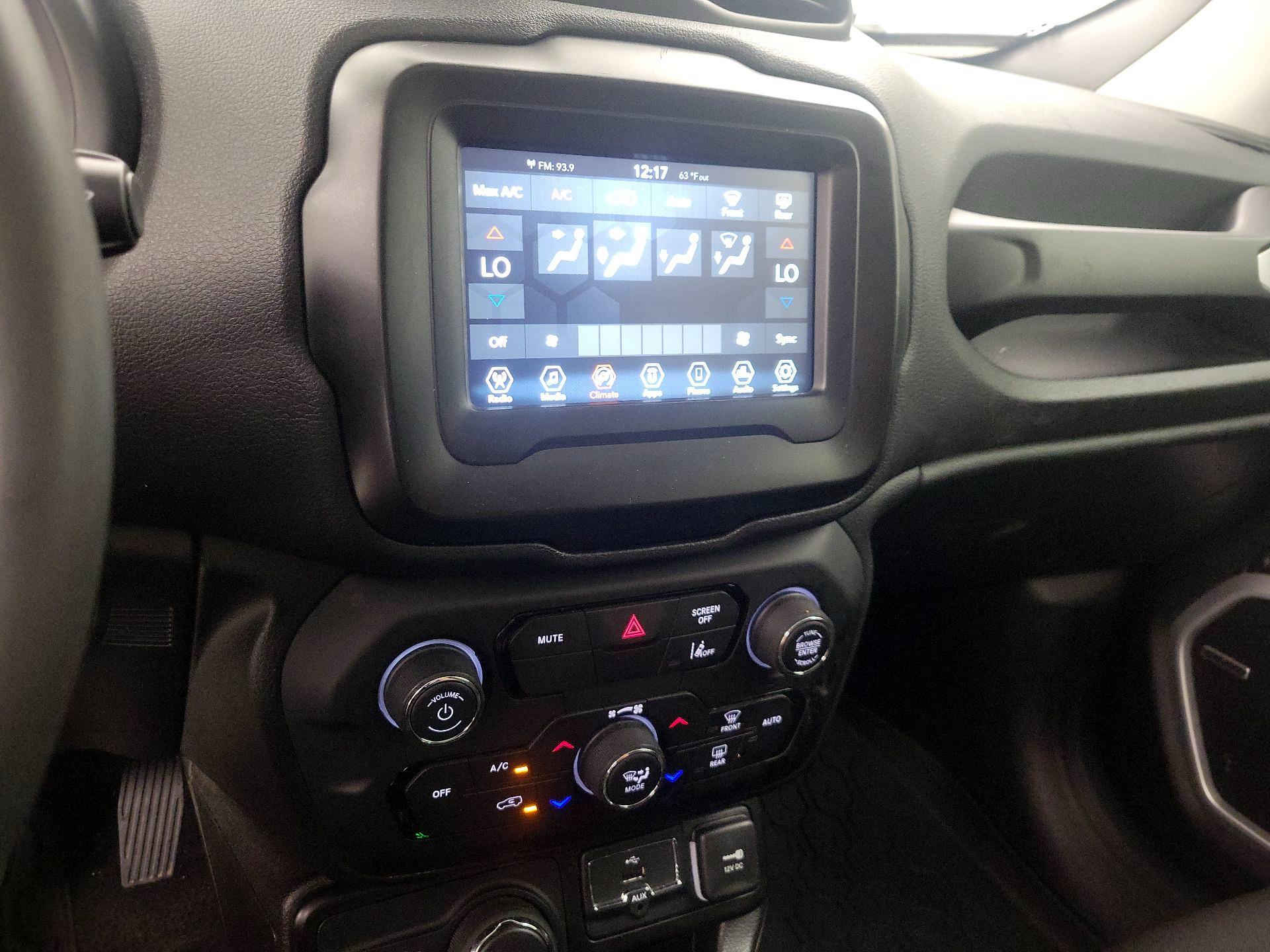 Thumbnail: 2021 Jeep Renegade - 16