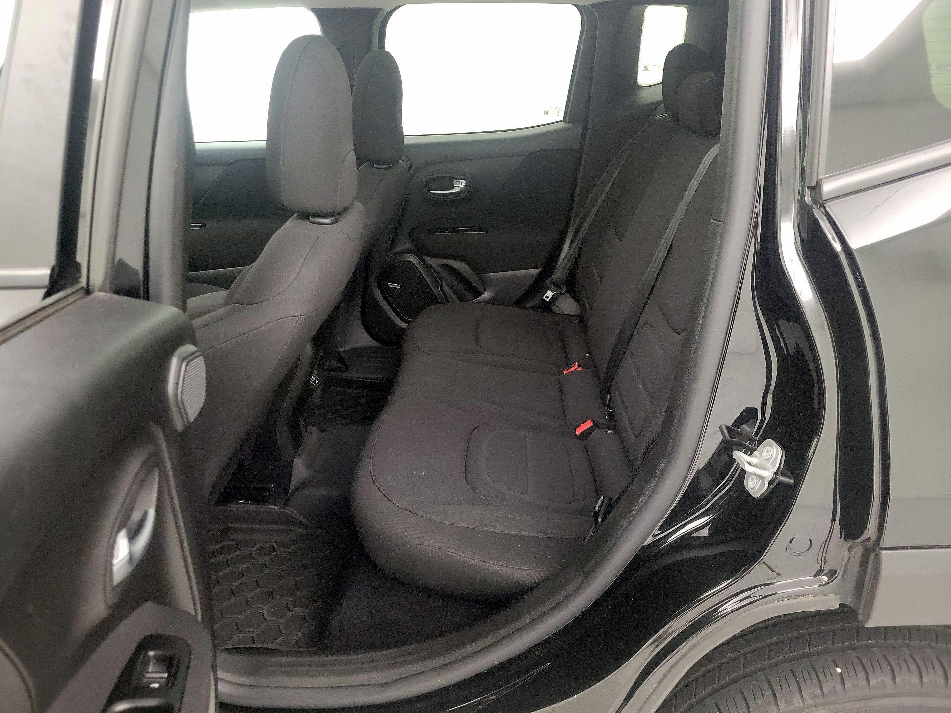 Thumbnail: 2021 Jeep Renegade - 20