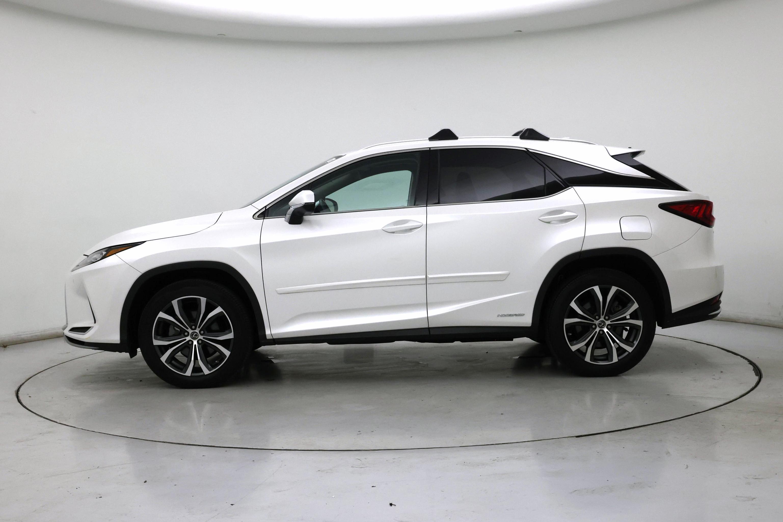 Thumbnail: 2020 Lexus RX - 3