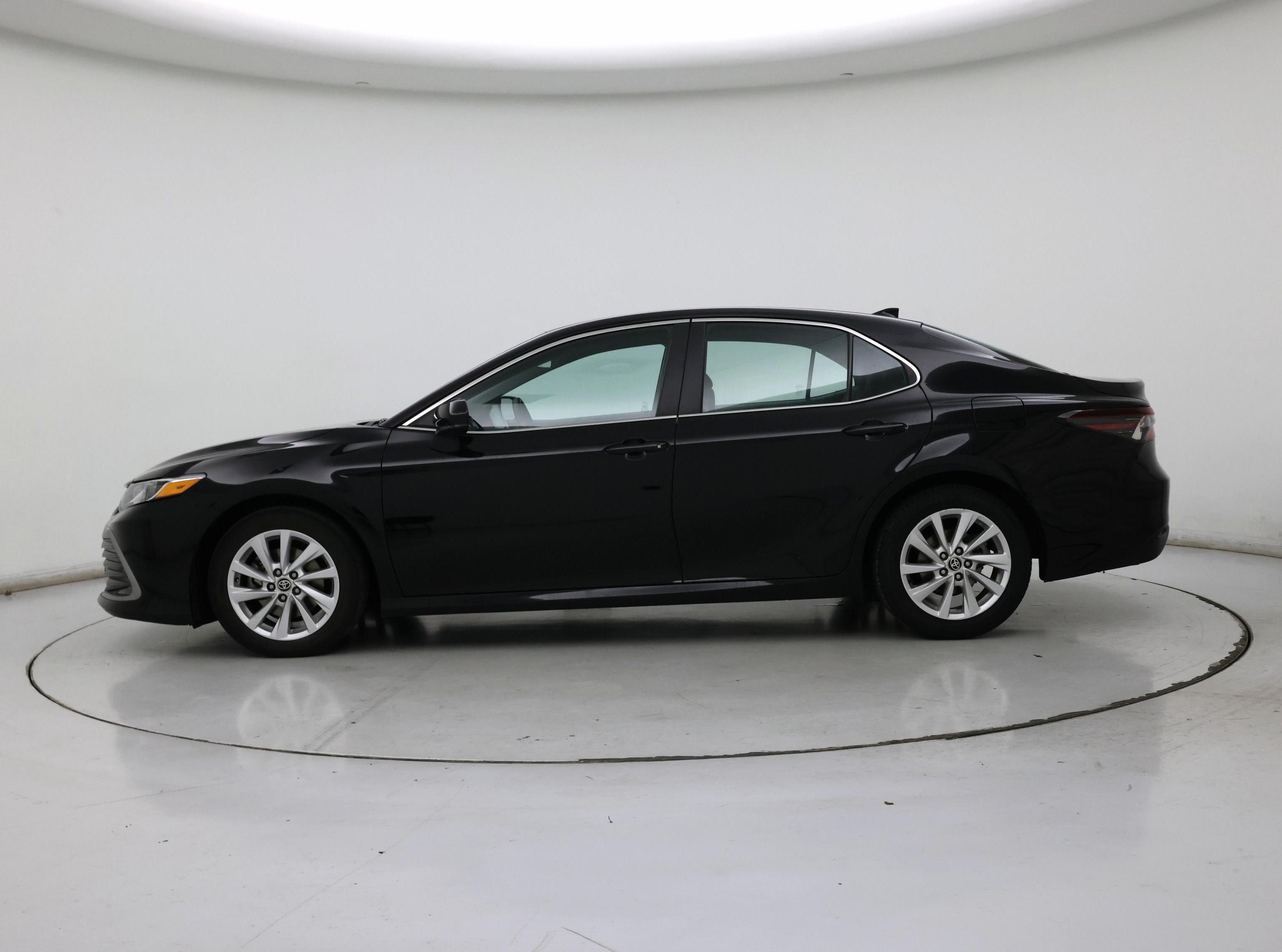 Thumbnail: 2023 Toyota Camry - 3