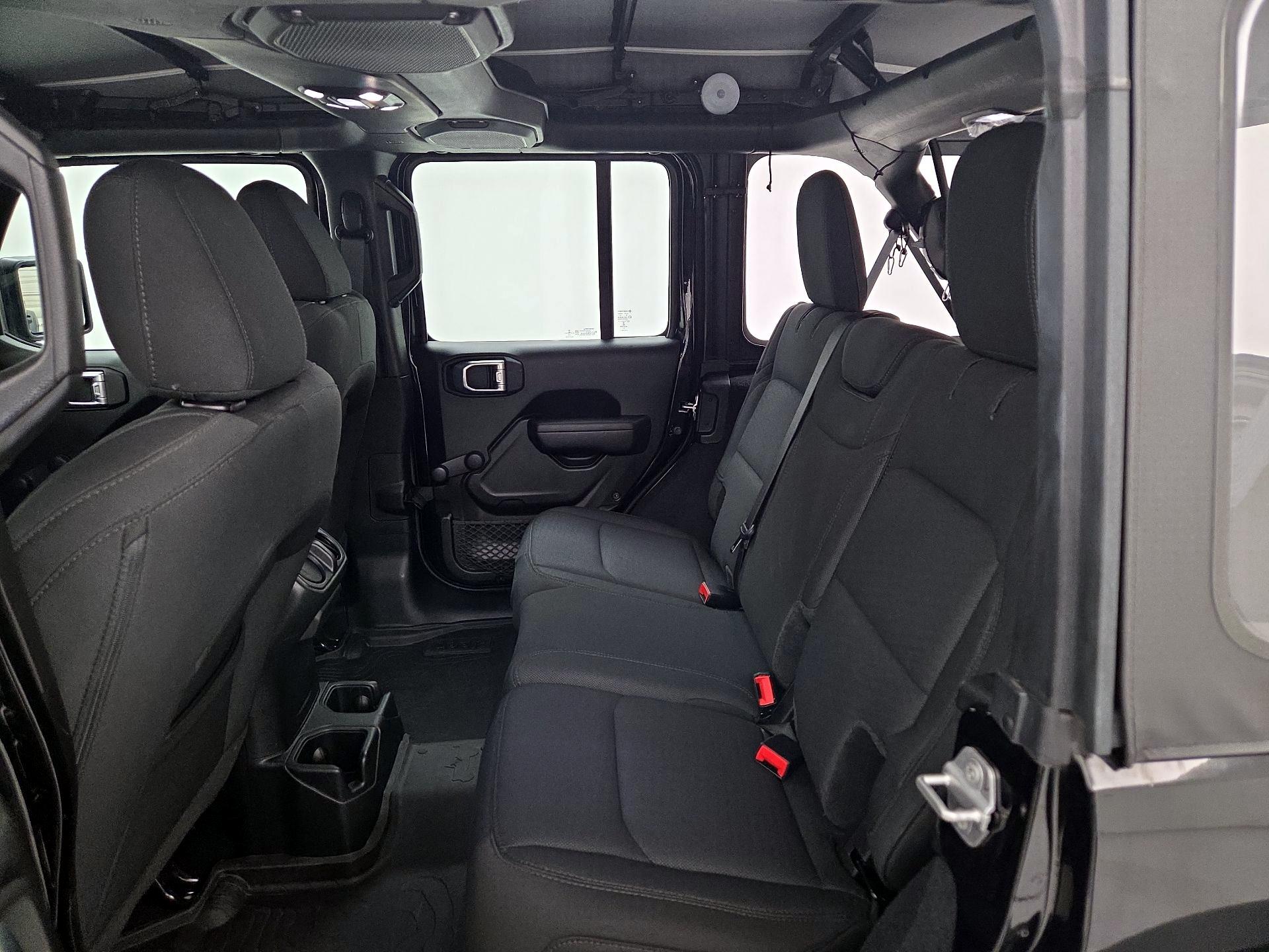 Thumbnail: 2022 Jeep Wrangler - 19