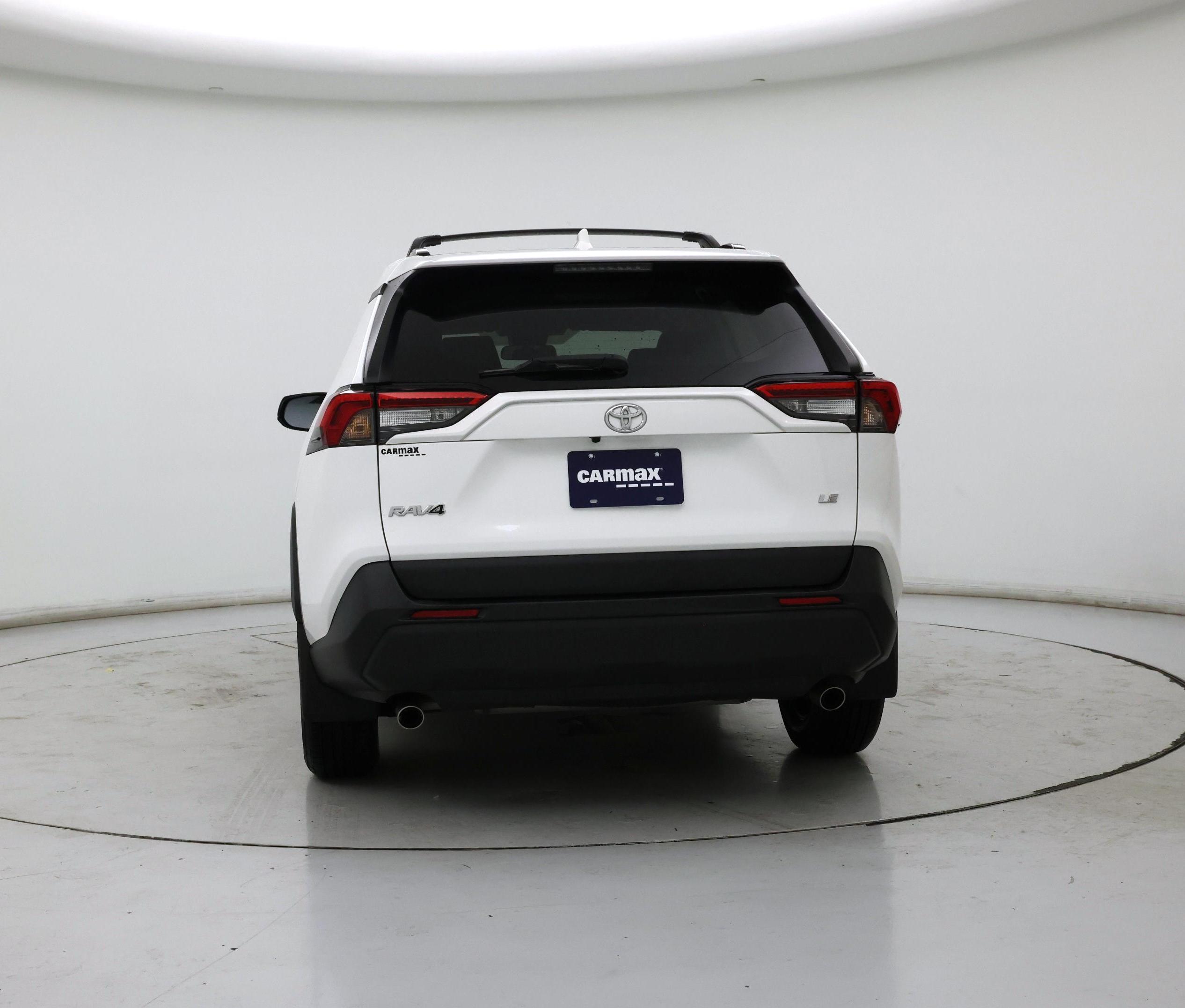 Thumbnail: 2021 Toyota RAV4 - 6