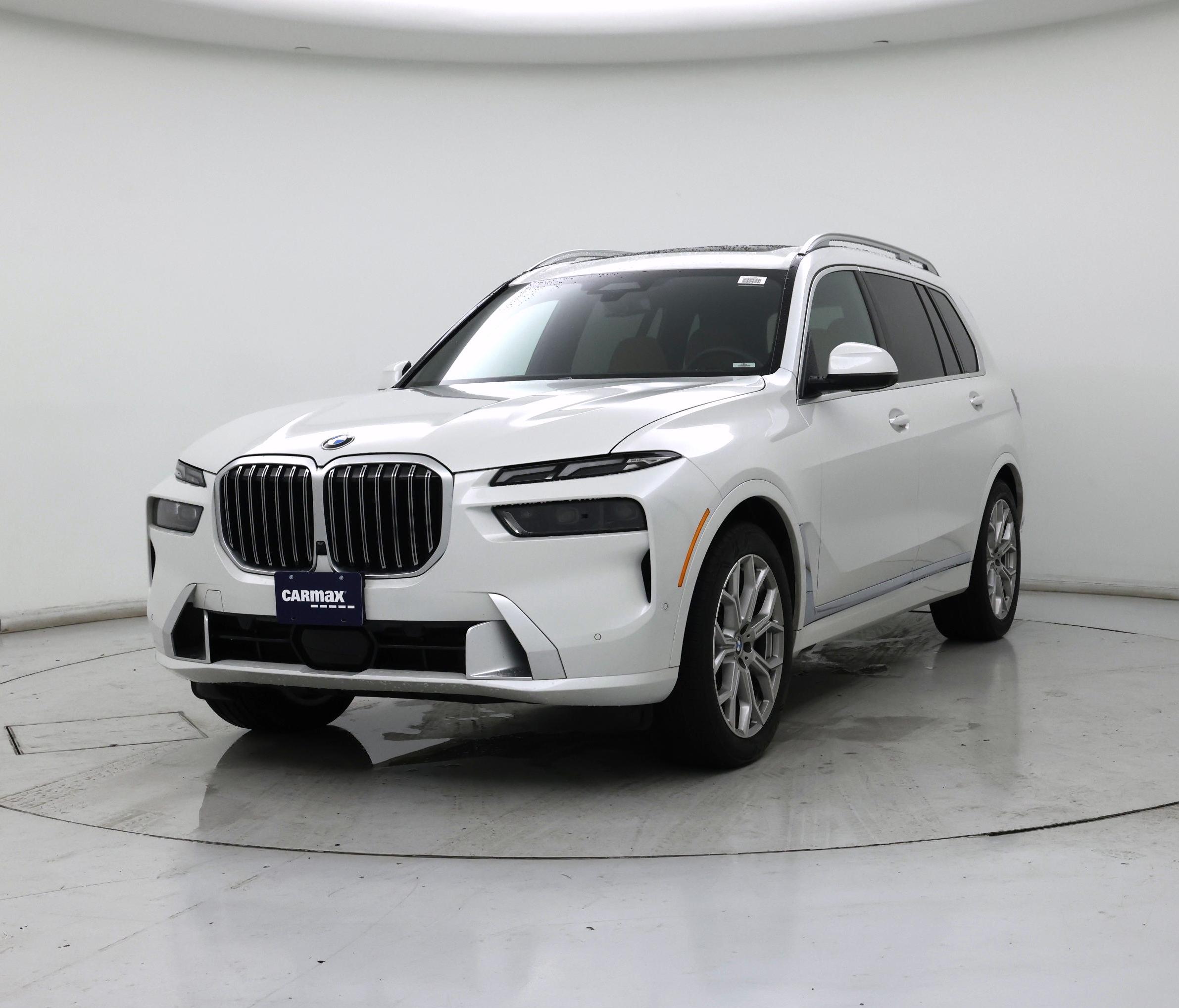 Thumbnail: 2025 BMW X7 - 4