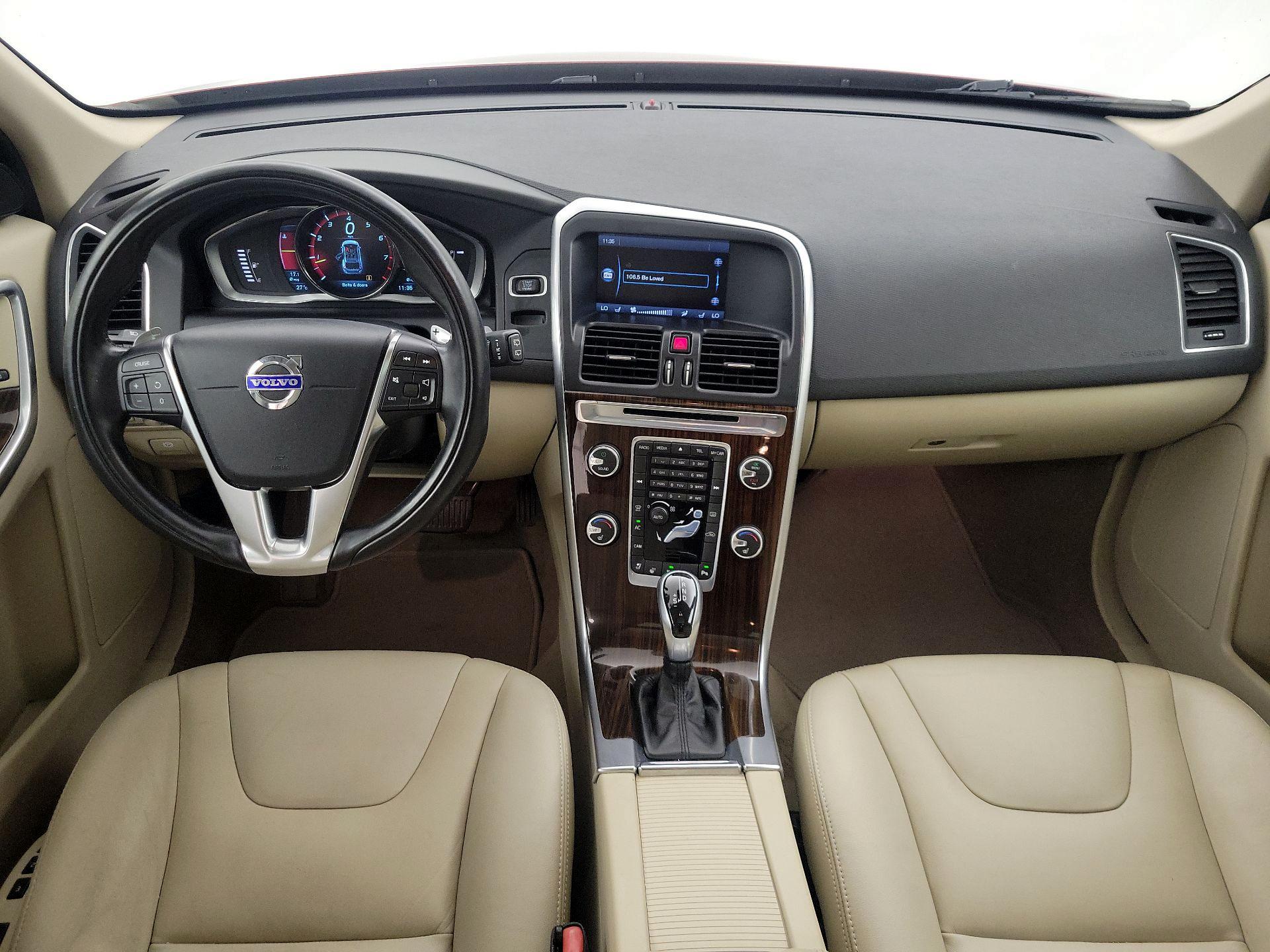 Thumbnail: 2015 Volvo XC60 - 9