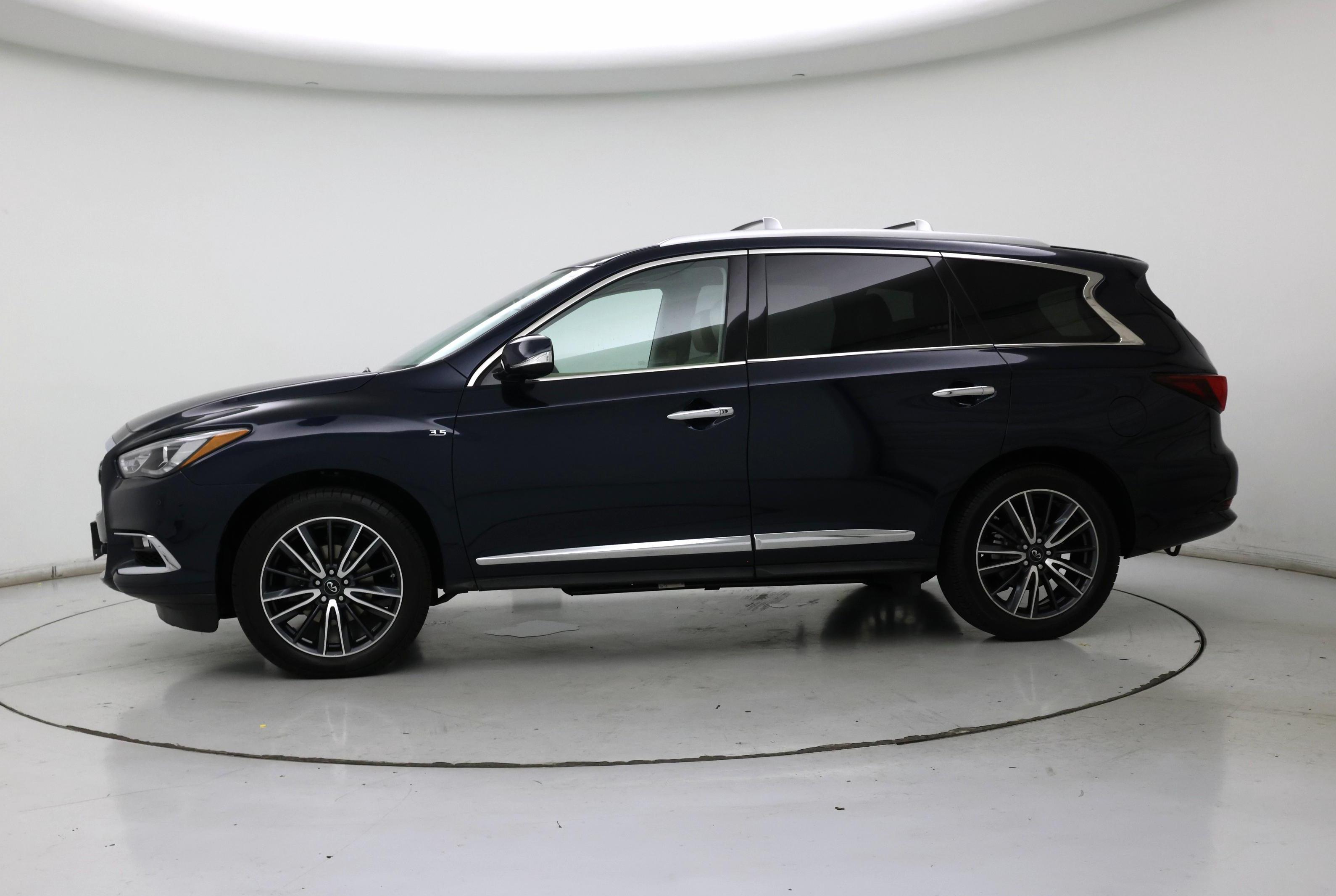 Thumbnail: 2017 INFINITI QX60 - 3