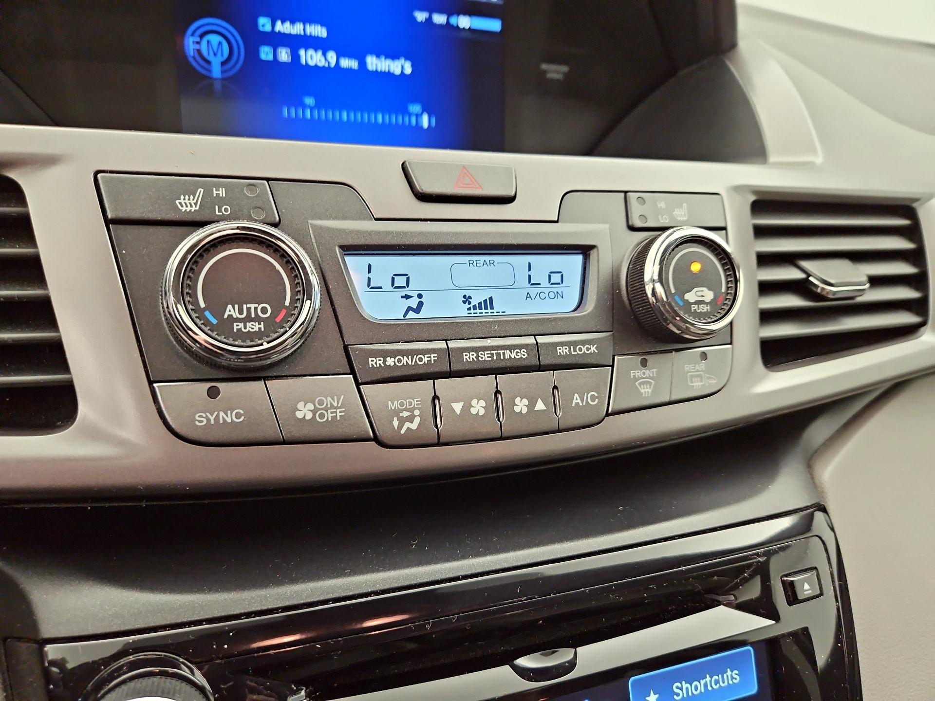 Thumbnail: 2017 Honda Odyssey - 16