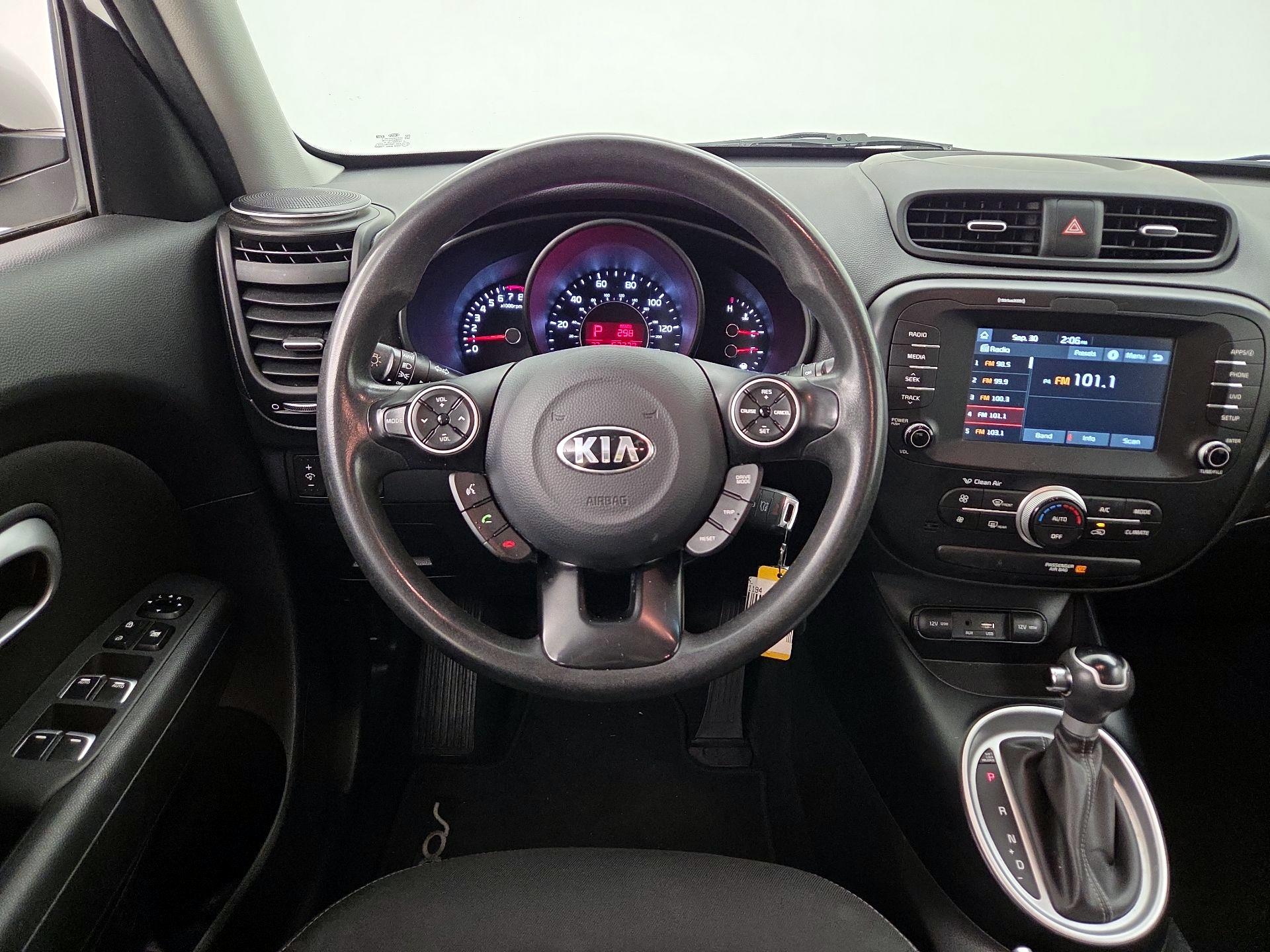 Thumbnail: 2018 Kia Soul - 10