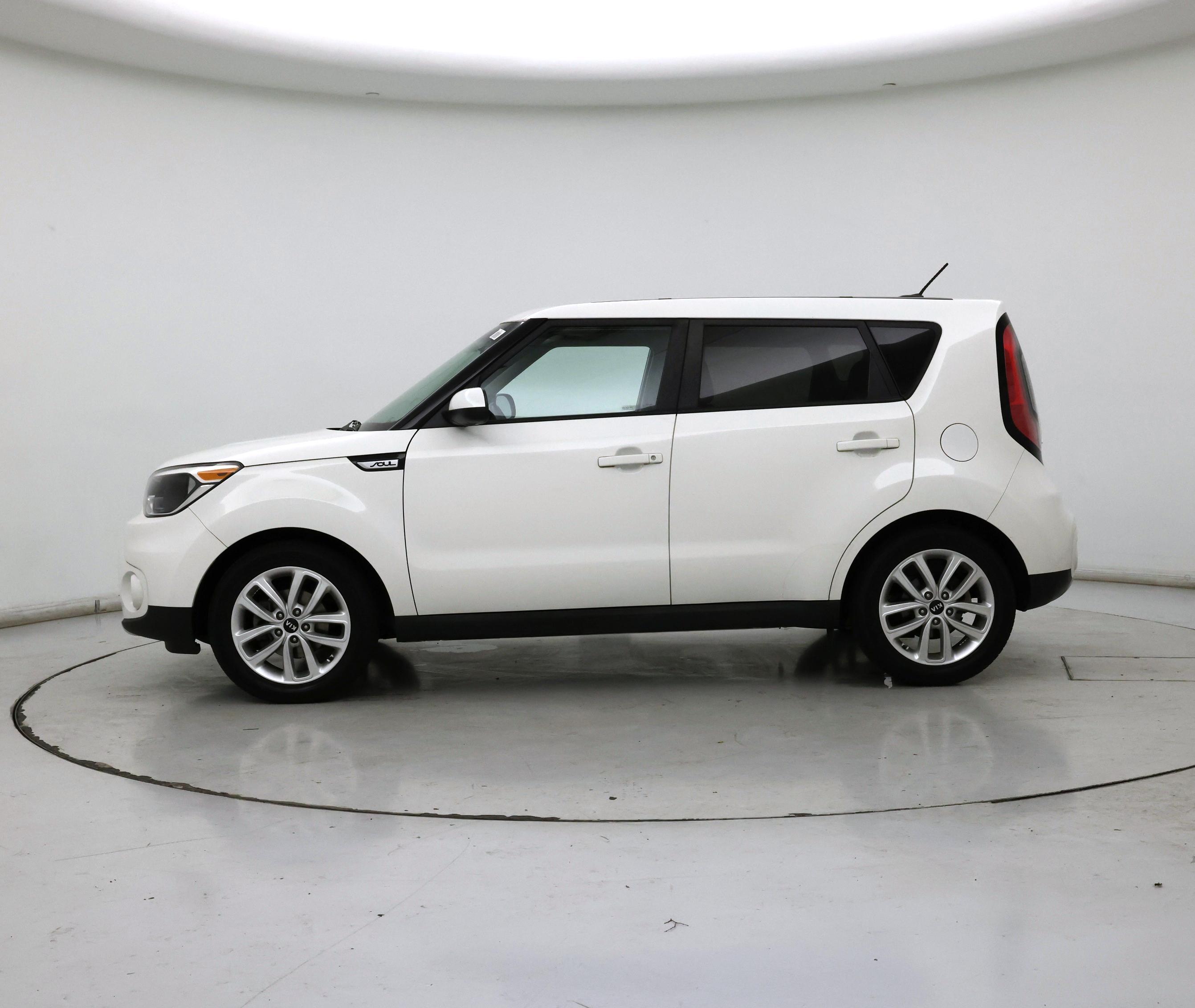 Thumbnail: 2018 Kia Soul - 3