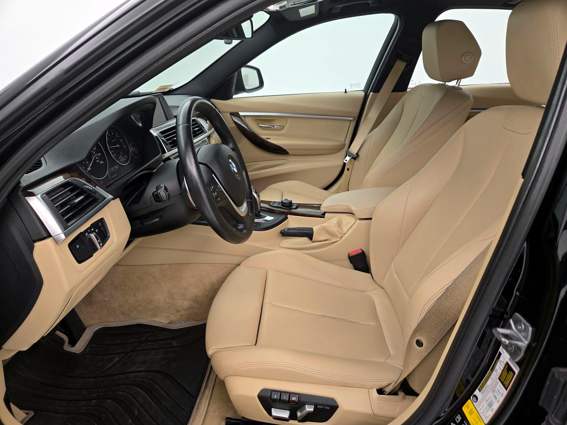 Thumbnail: 2016 BMW 3 Series - 11