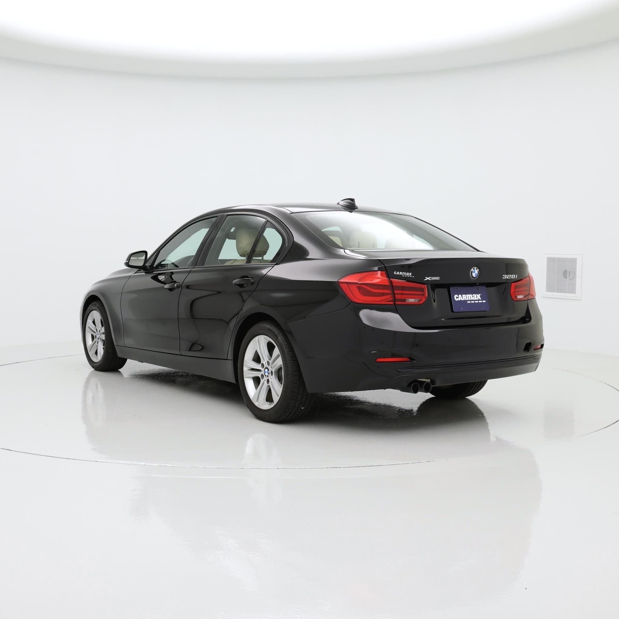 Thumbnail: 2016 BMW 3 Series - 2