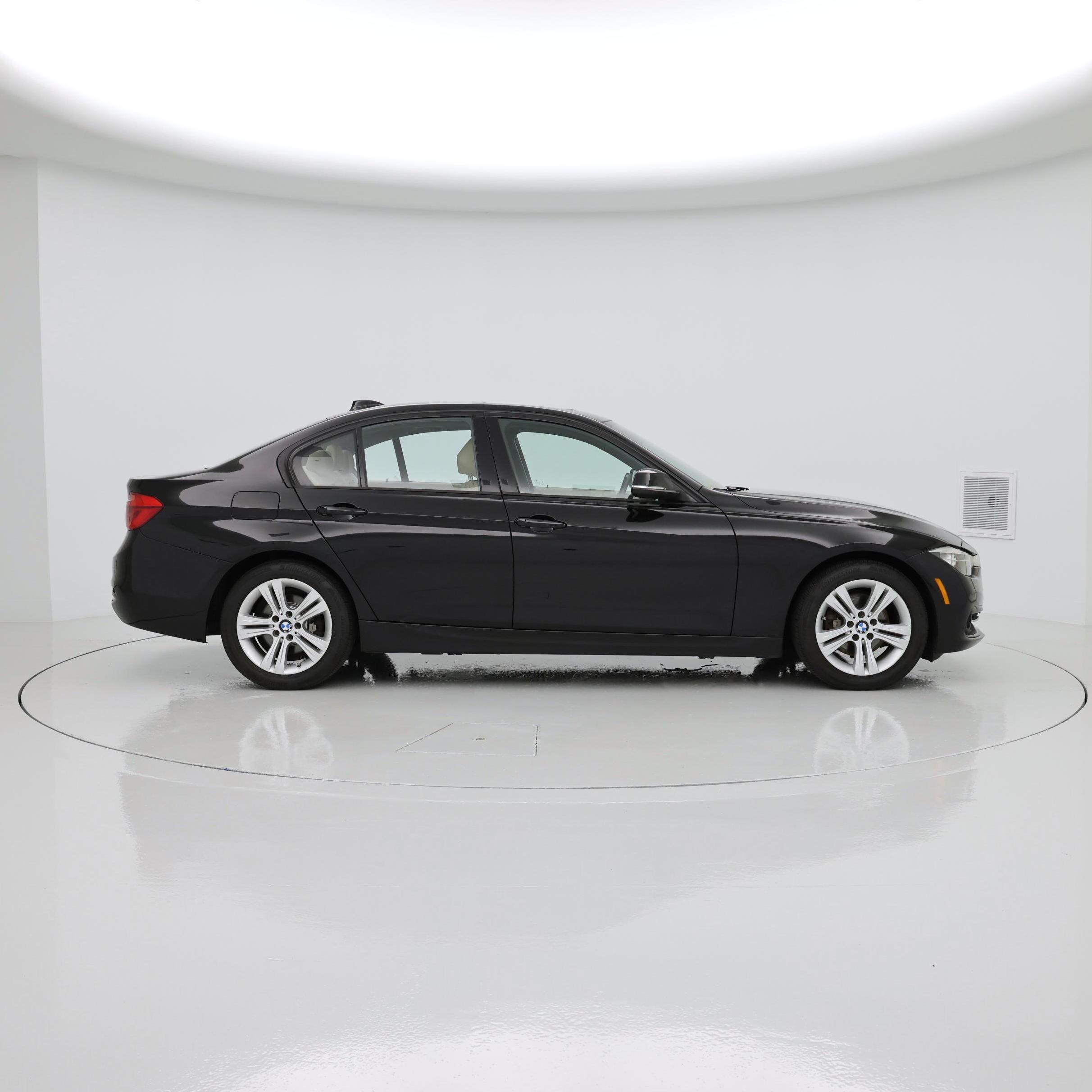 Thumbnail: 2016 BMW 3 Series - 7