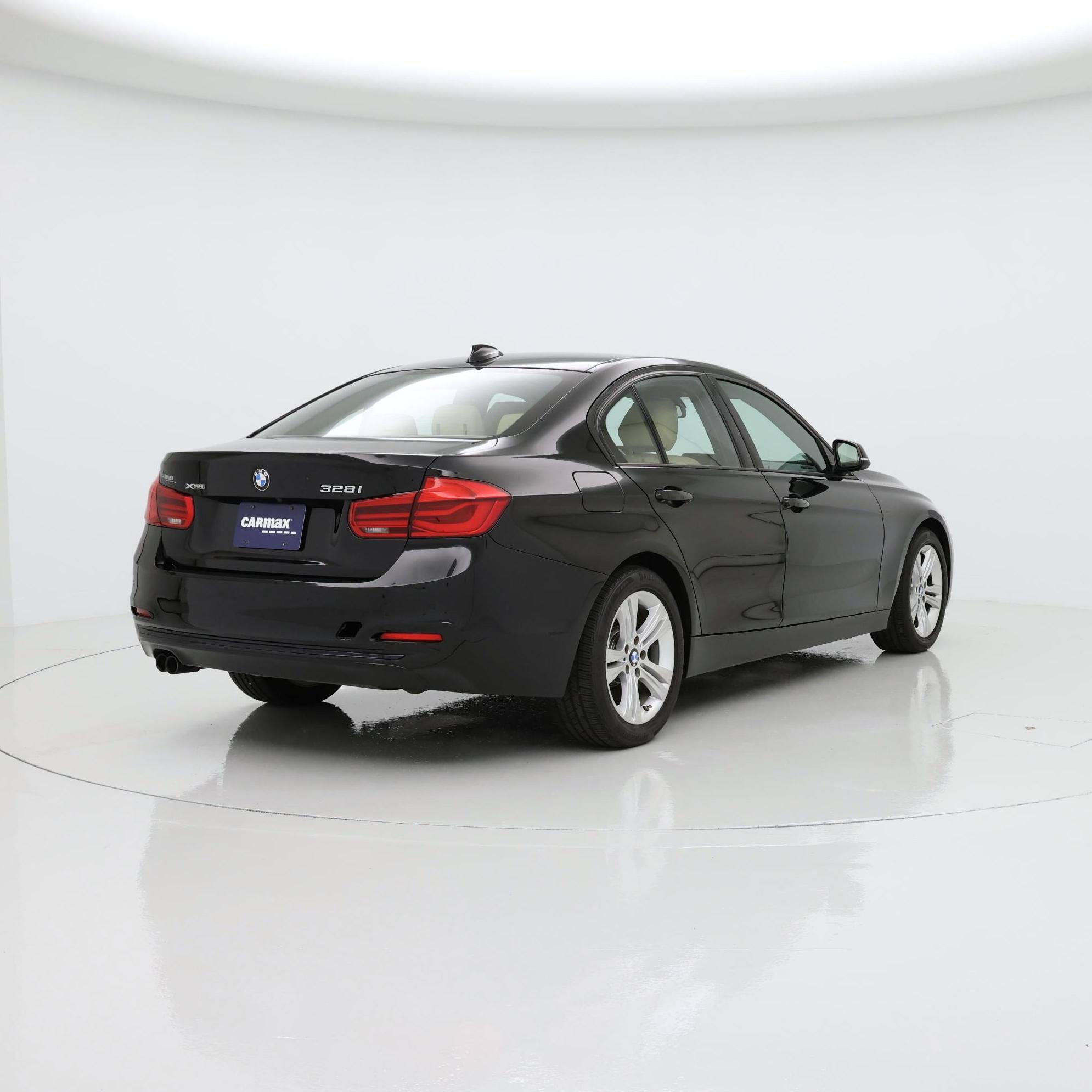 Thumbnail: 2016 BMW 3 Series - 8