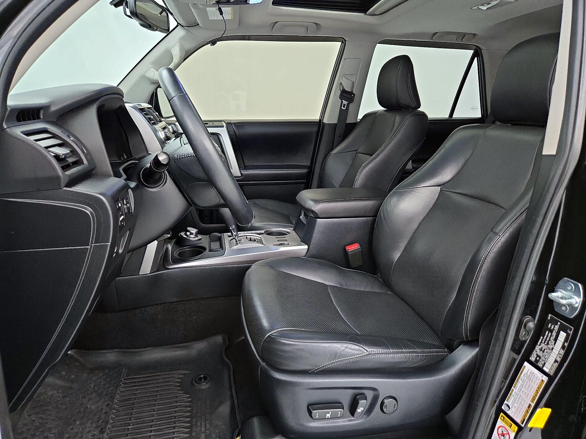 Thumbnail: 2019 Toyota 4Runner - 11