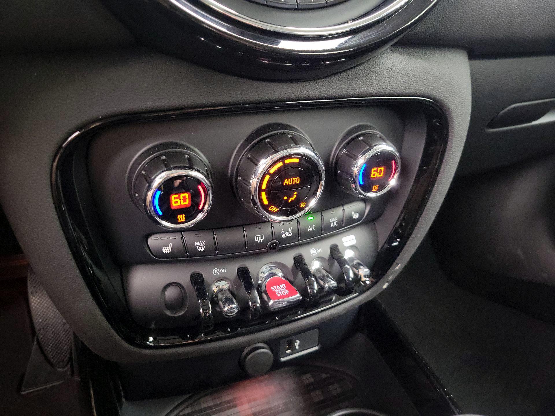 Thumbnail: 2021 MINI Cooper Clubman - 17