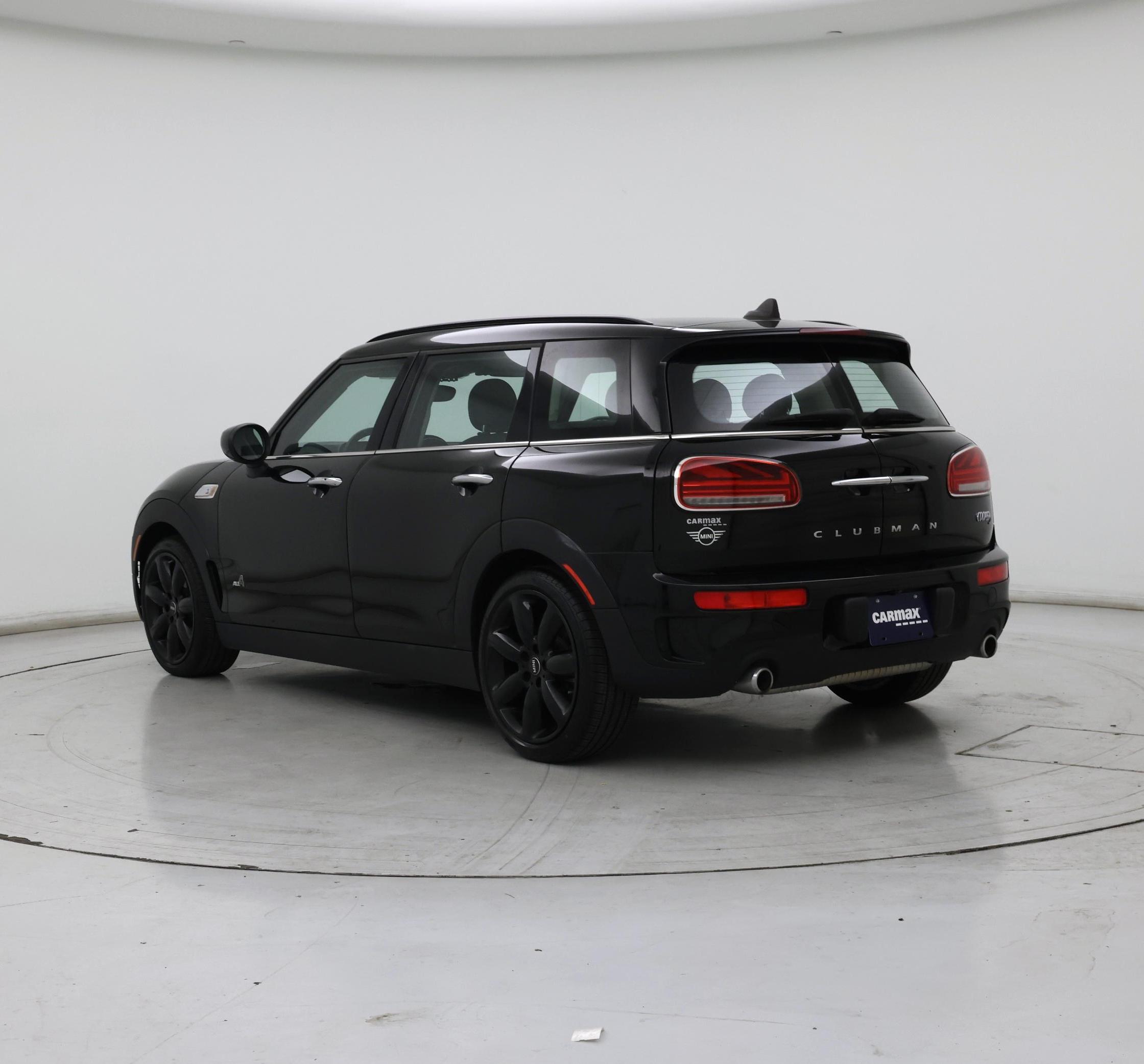 Thumbnail: 2021 MINI Cooper Clubman - 2