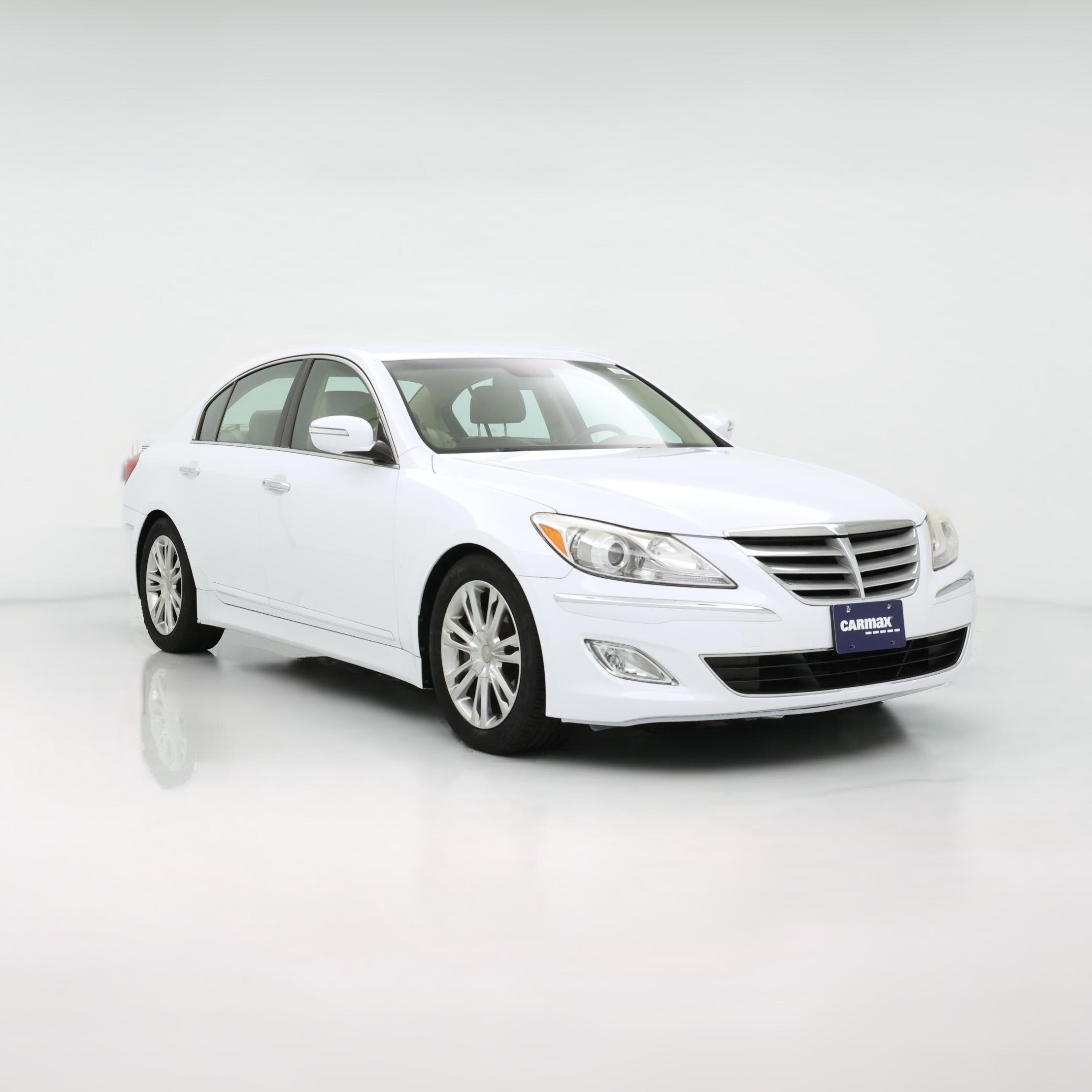 Thumbnail: 2014 Hyundai Genesis - 1