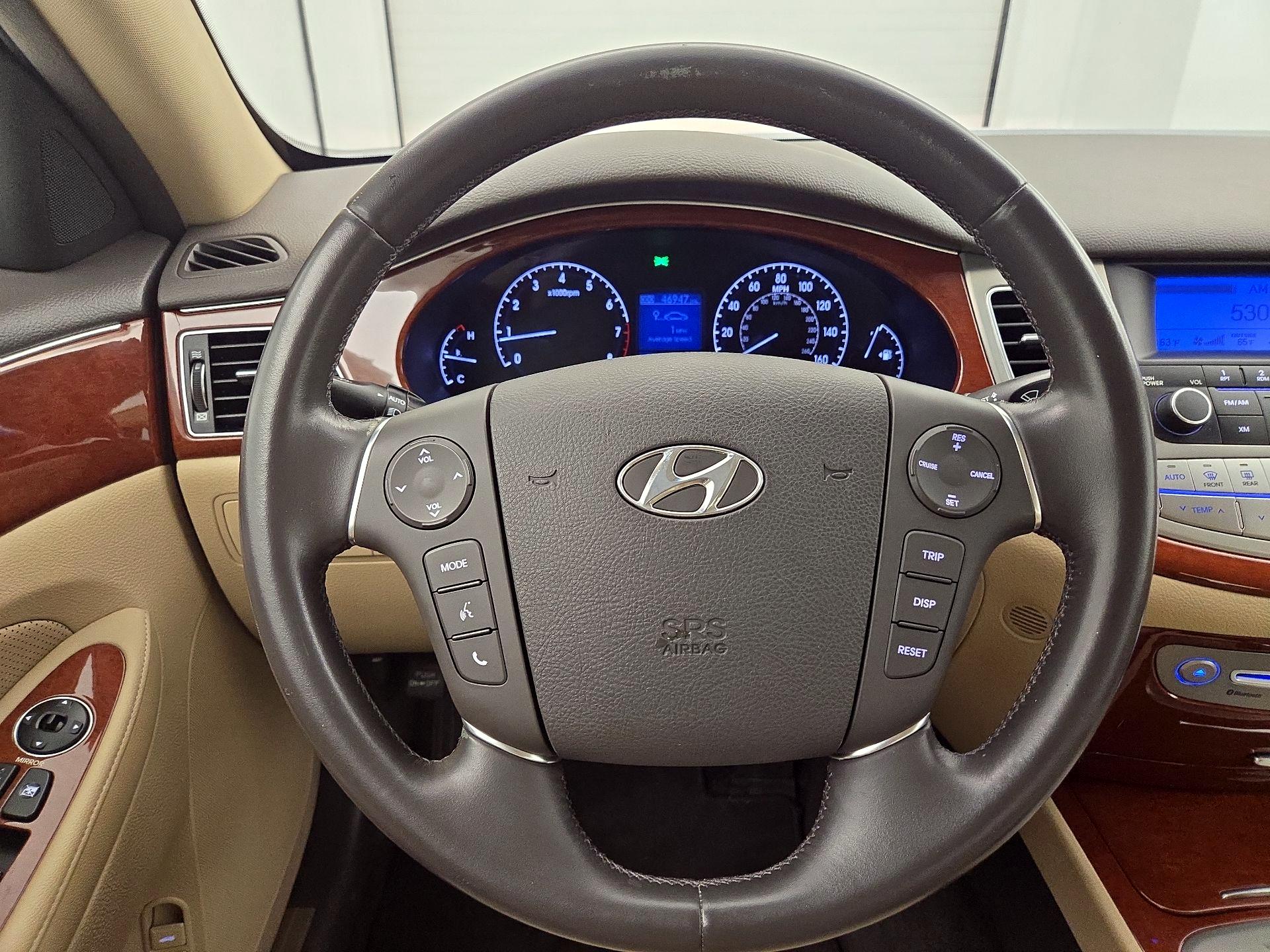 Thumbnail: 2014 Hyundai Genesis - 10