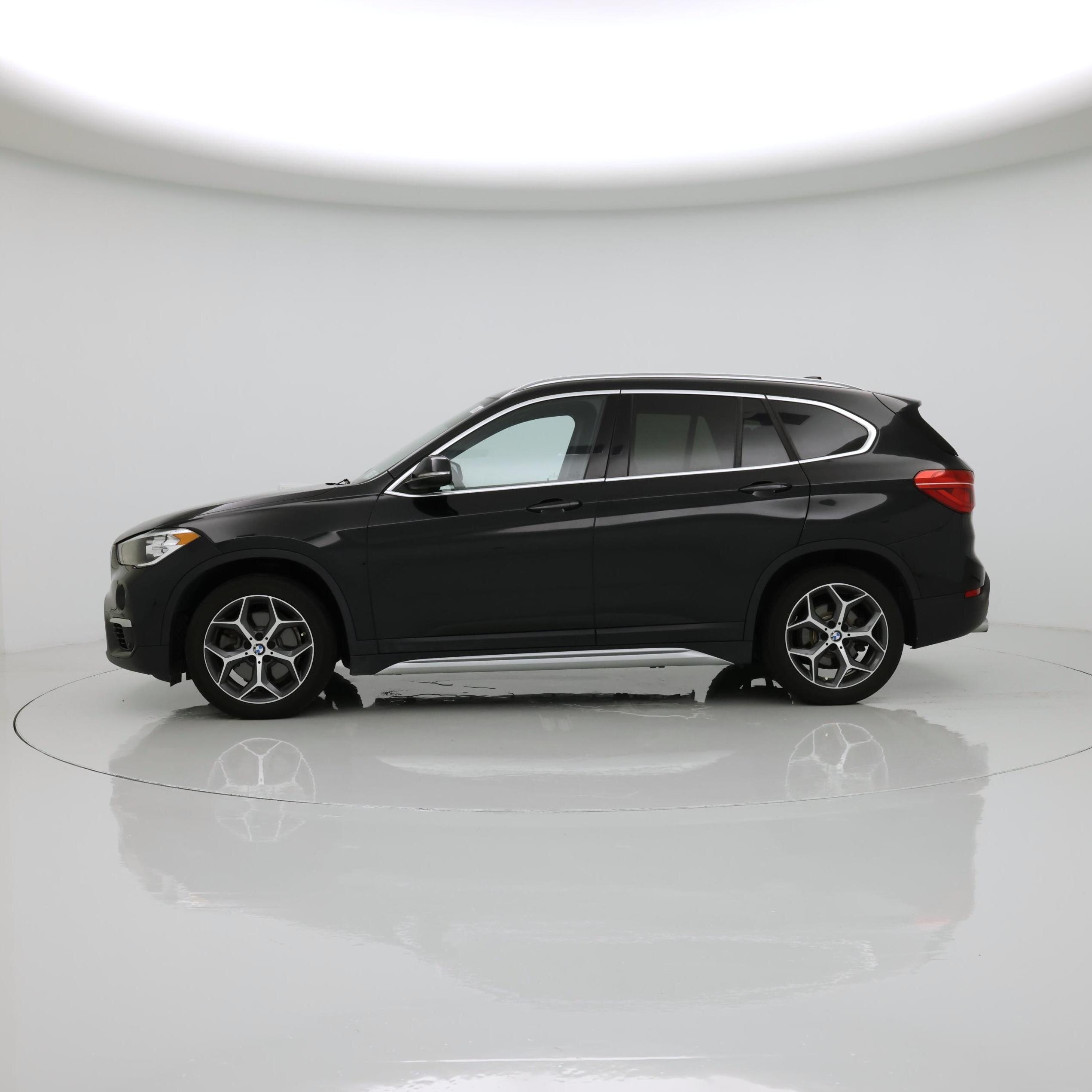 Thumbnail: 2019 BMW X1 - 3